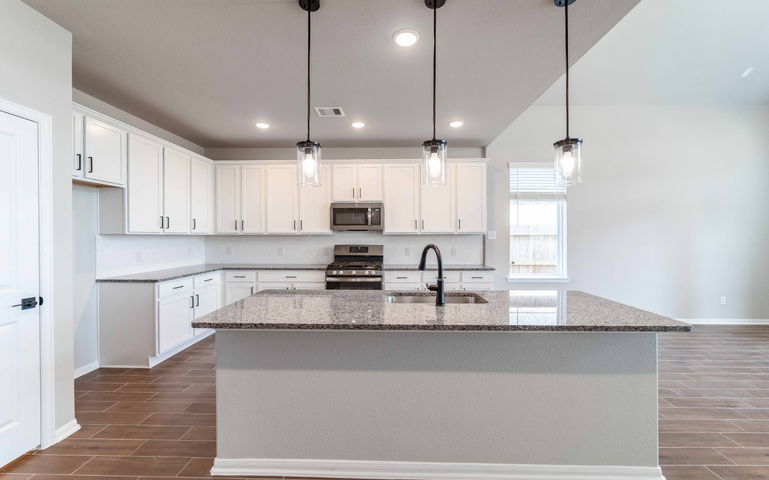 3823 Mulberry Farms Drive, Santa Fe, TX 77510