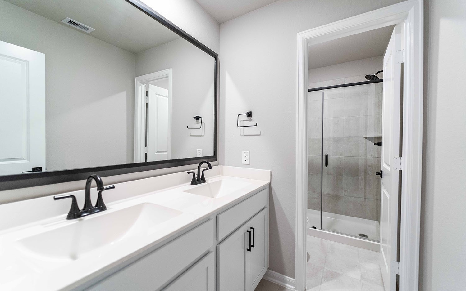 3823 Mulberry Farms Drive, Santa Fe, TX 77510