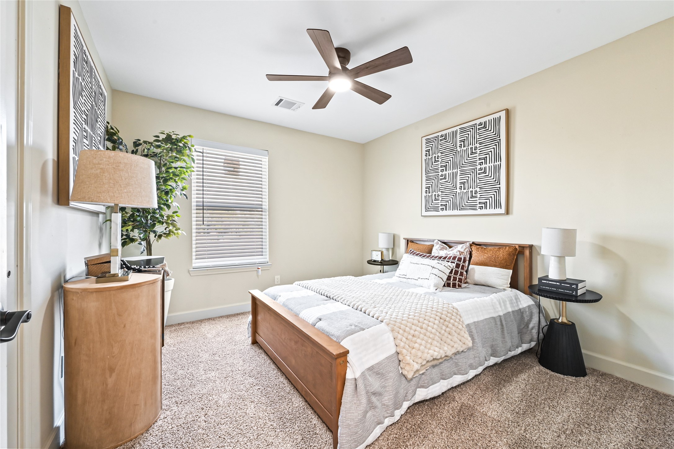 500 Legacy, #401, Alvin, TX 77511