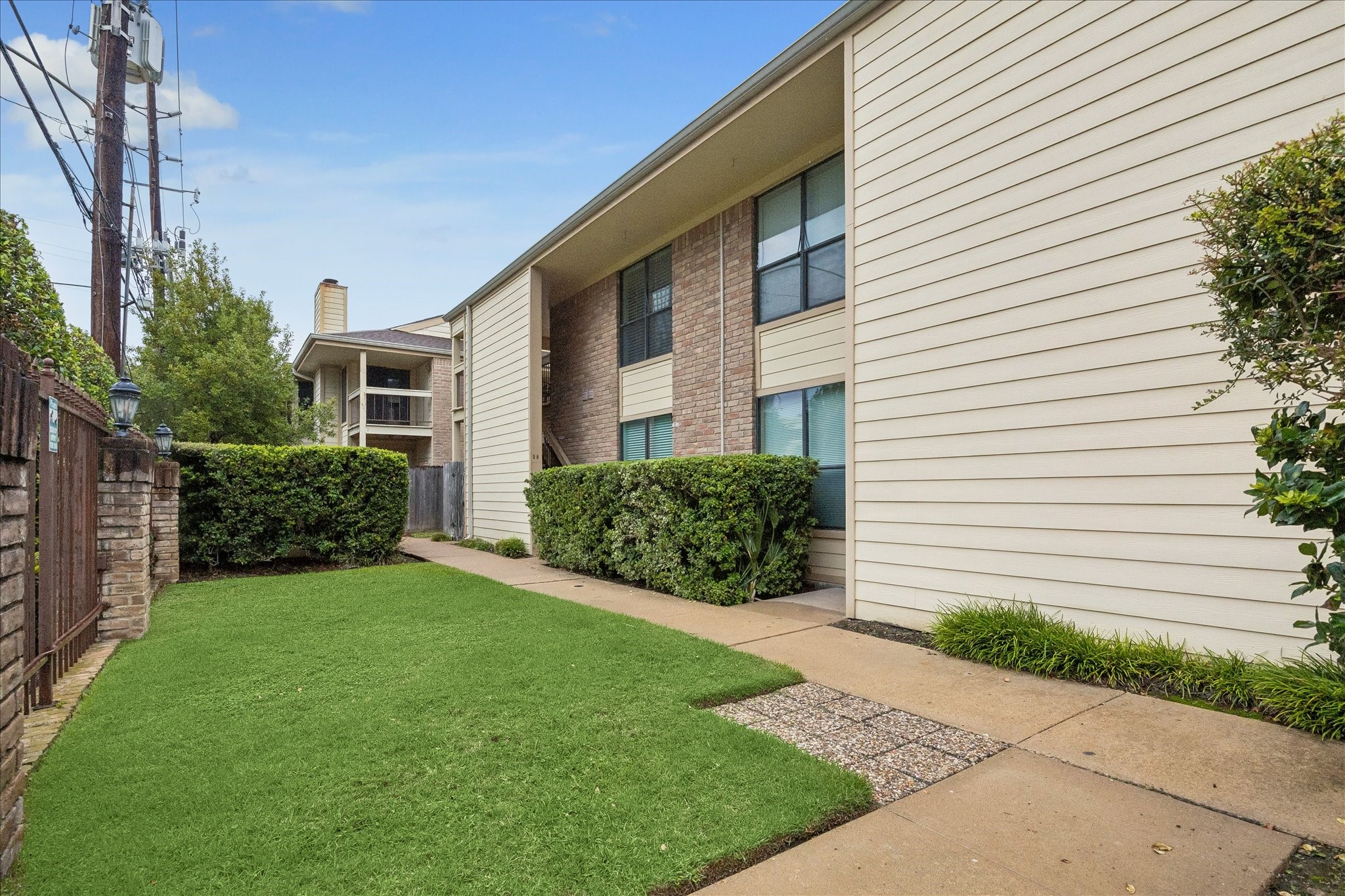 1881 Bering Drive, #37, Houston, TX 77057