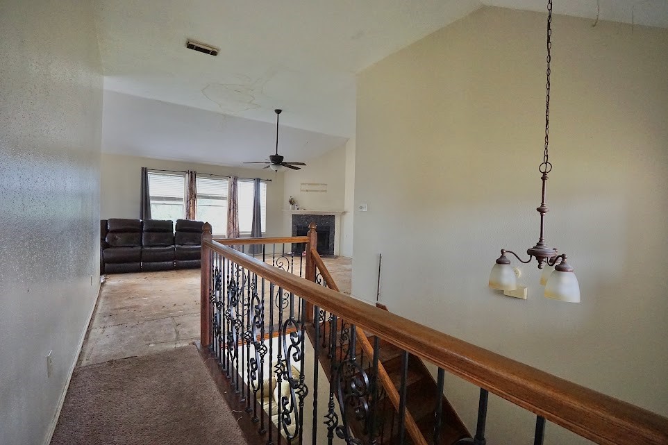 110 Almond Drive, Lake Jackson, TX 77566