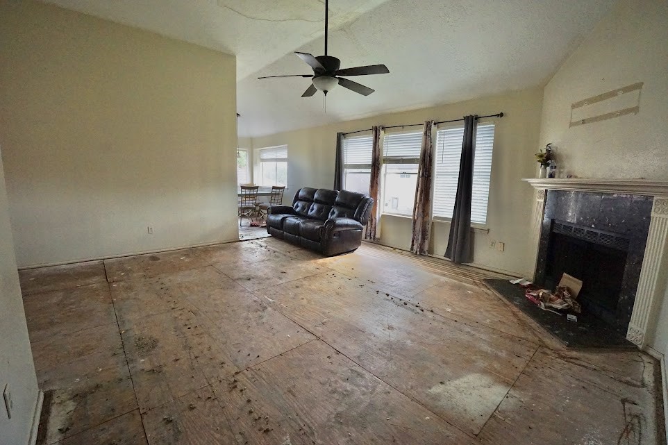 110 Almond Drive, Lake Jackson, TX 77566 110 Almond Drive, Lake Jackson, TX 77566