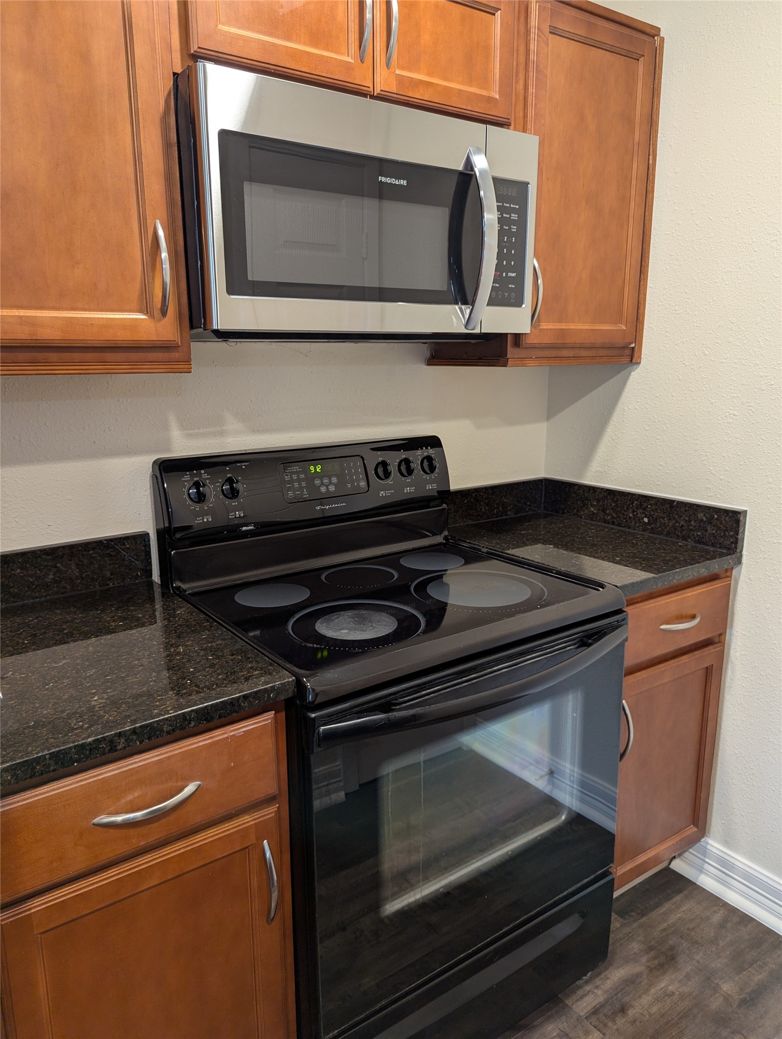 1601 Live Oak Hollow Street, Pearland, TX 77581 1601 Live Oak Hollow Street, Pearland, TX 77581
