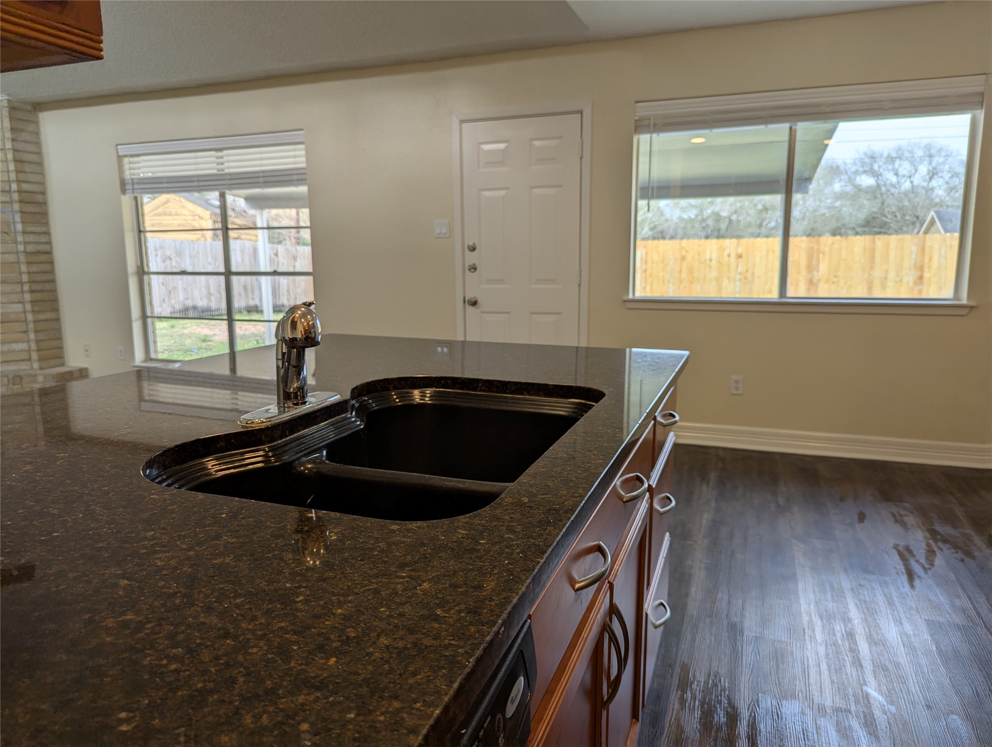 1601 Live Oak Hollow Street, Pearland, TX 77581