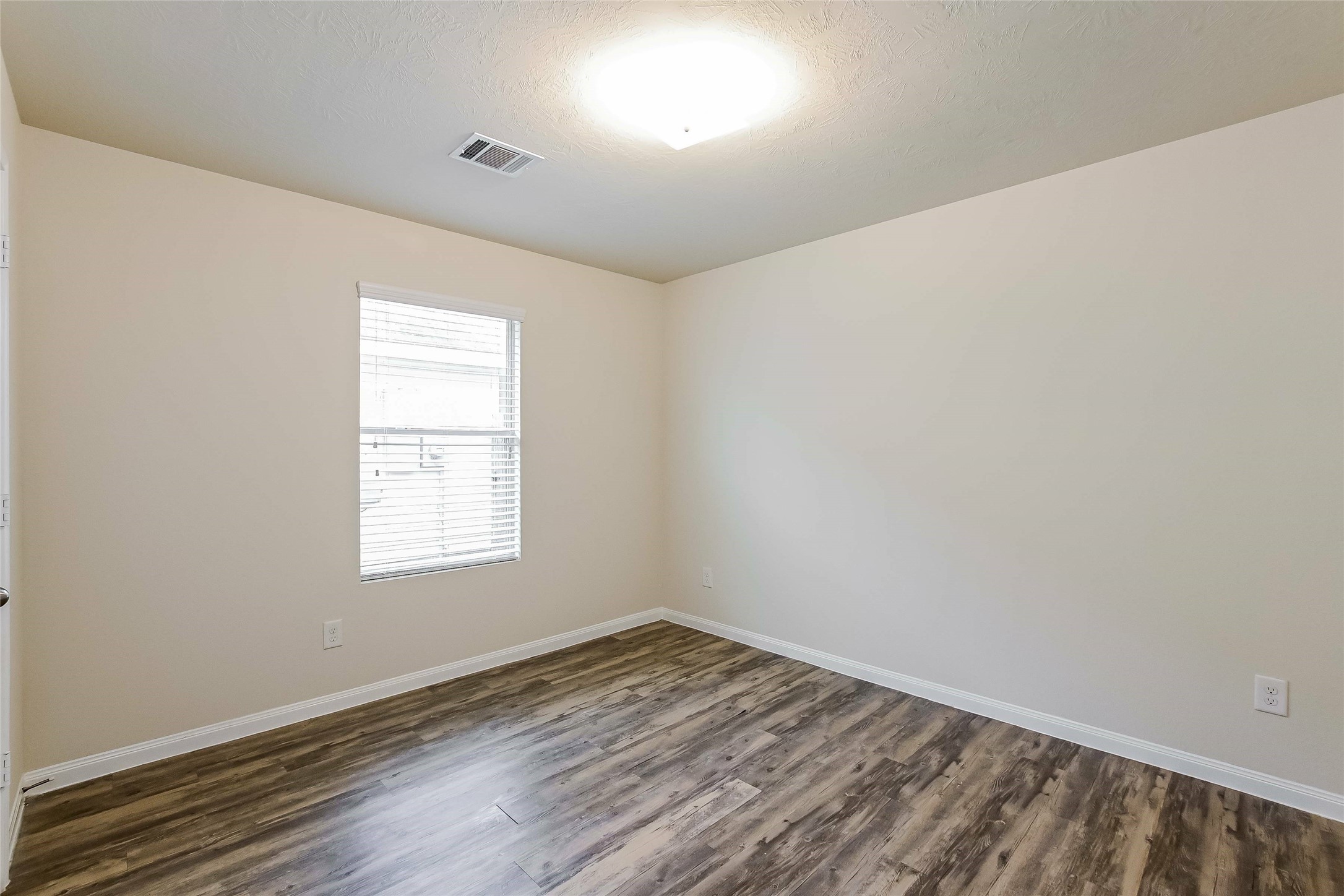 Photos may be representative of the floor plan and not the exact home. Finishes, layout, and features of the actual property for lease may vary.