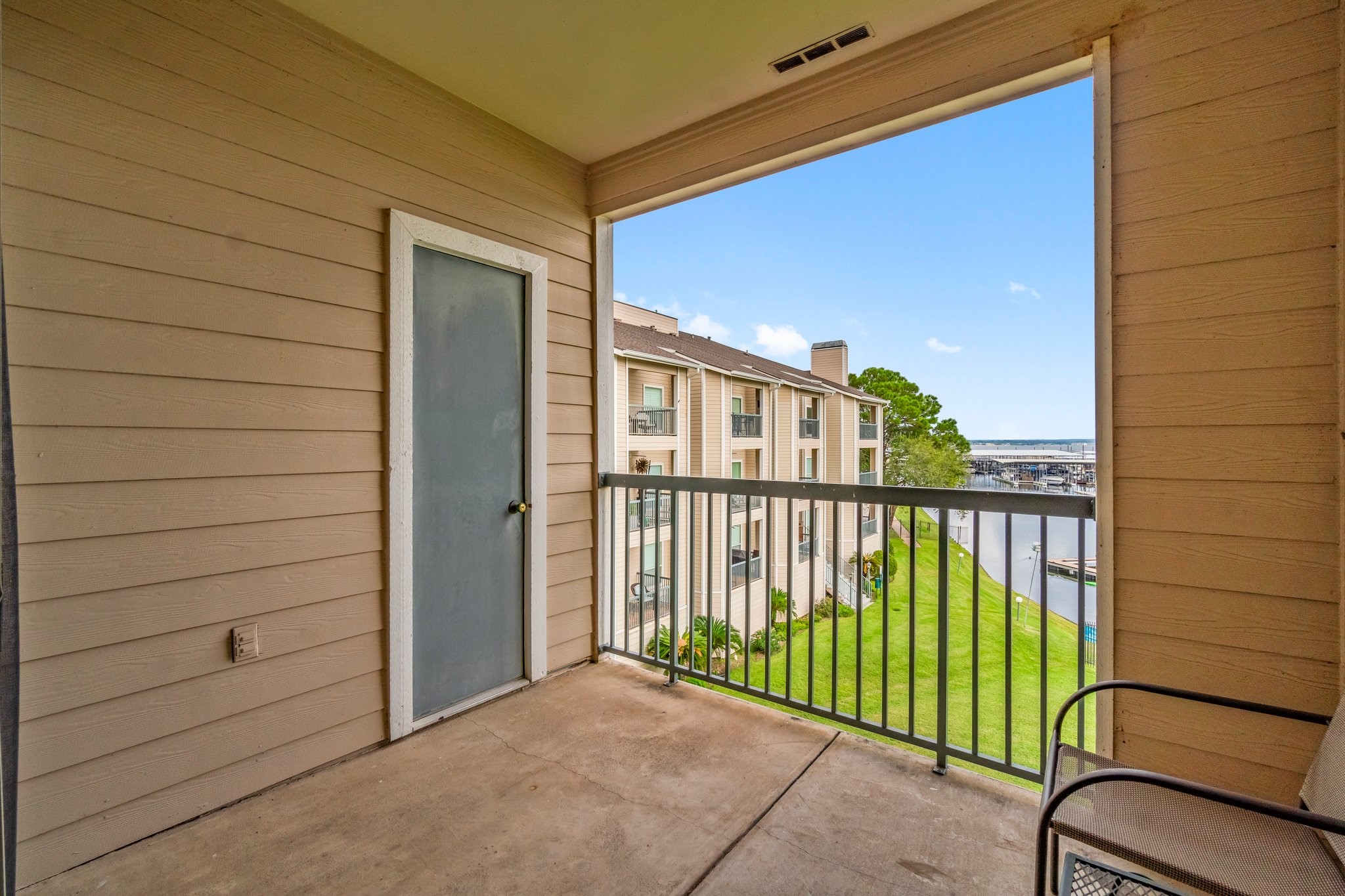 12800 Melville Drive, #A313, Montgomery, TX 77356