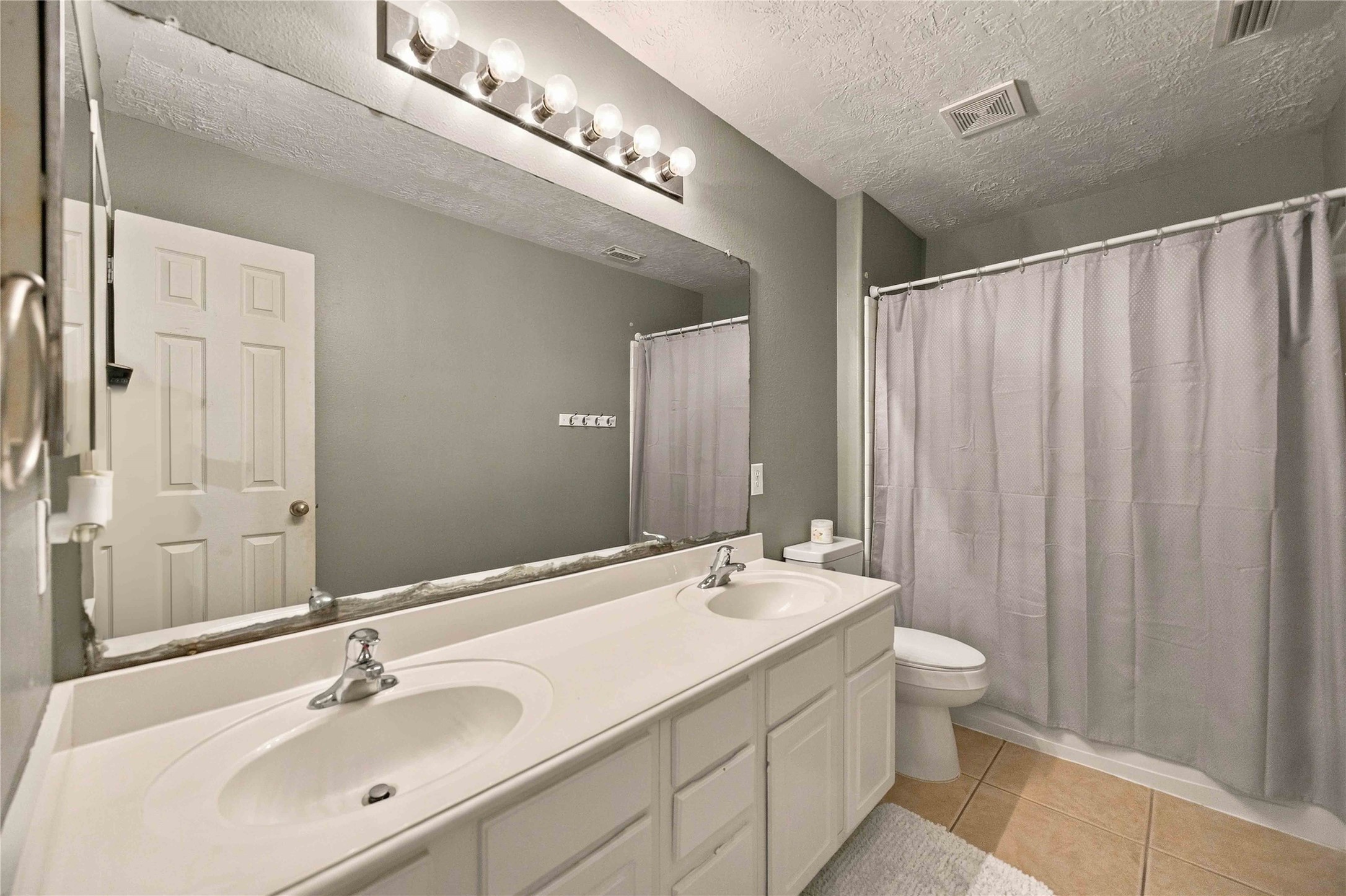2615 Fern Lacy Drive, Spring, TX 77388