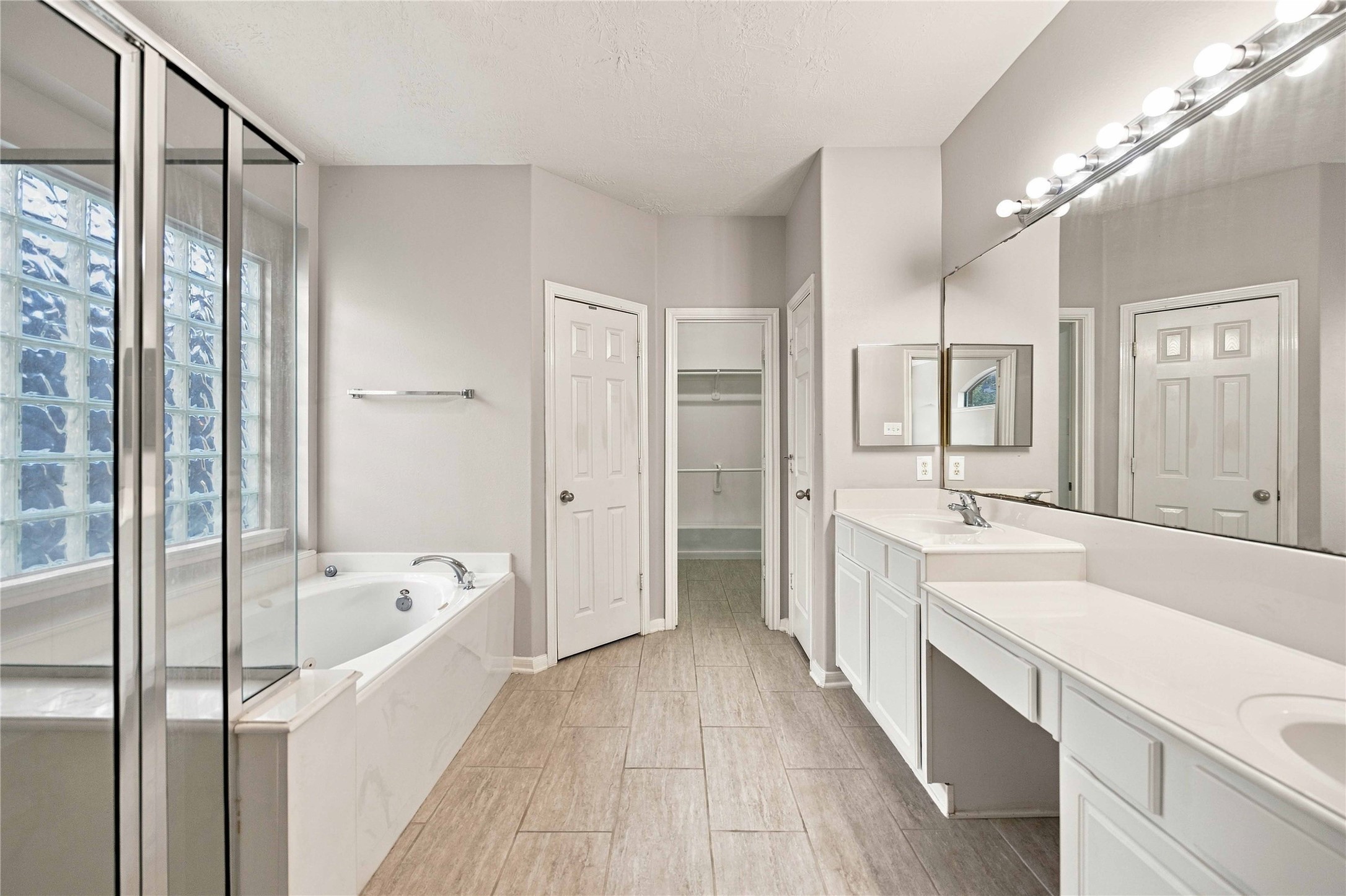 2615 Fern Lacy Drive, Spring, TX 77388