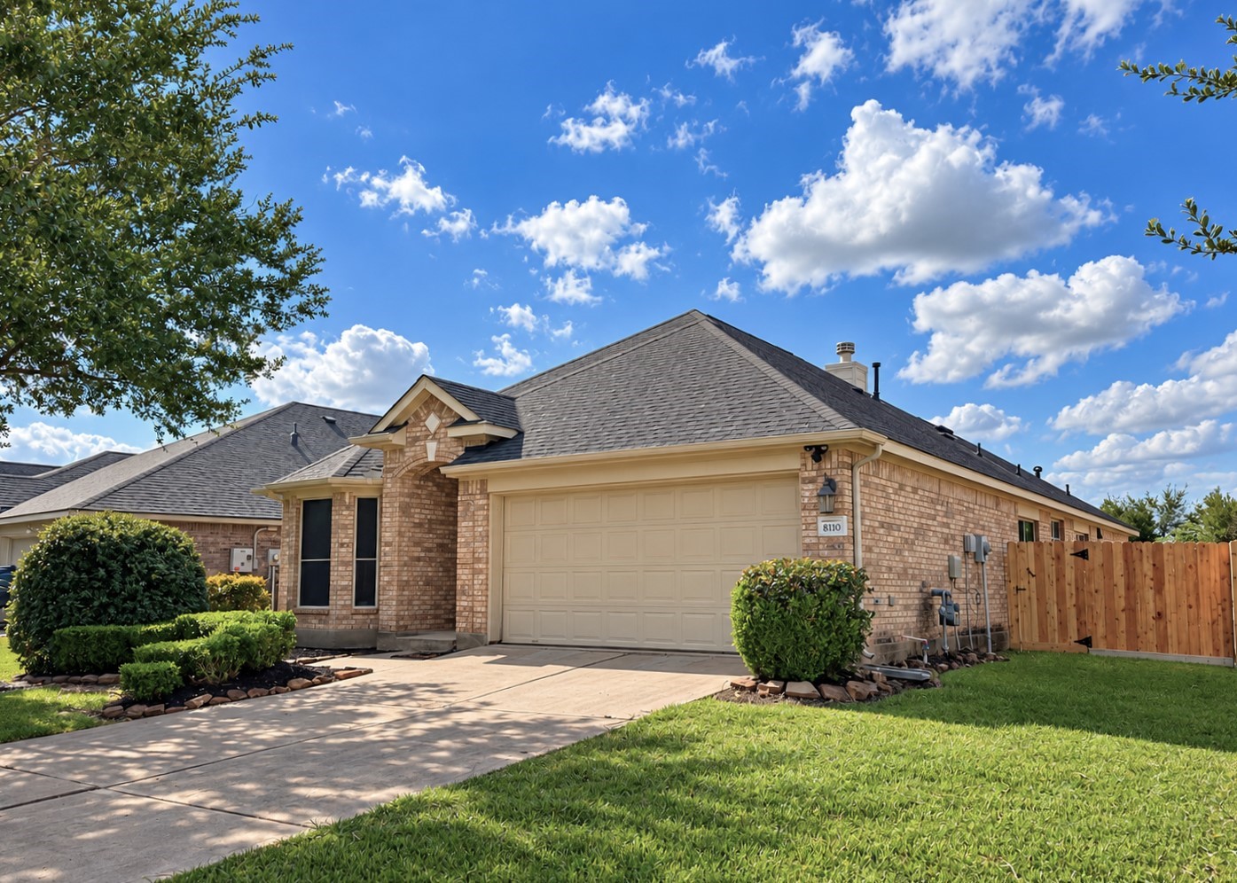 8110 Saragosa Blue Lane, Richmond, TX 77407