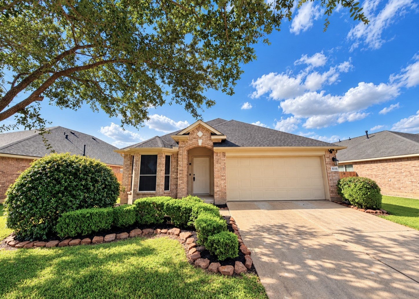 8110 Saragosa Blue Lane, Richmond, TX 77407