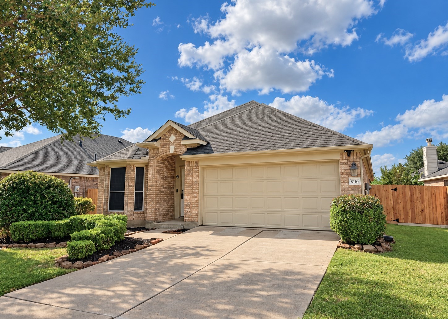 8110 Saragosa Blue Lane, Richmond, TX 77407