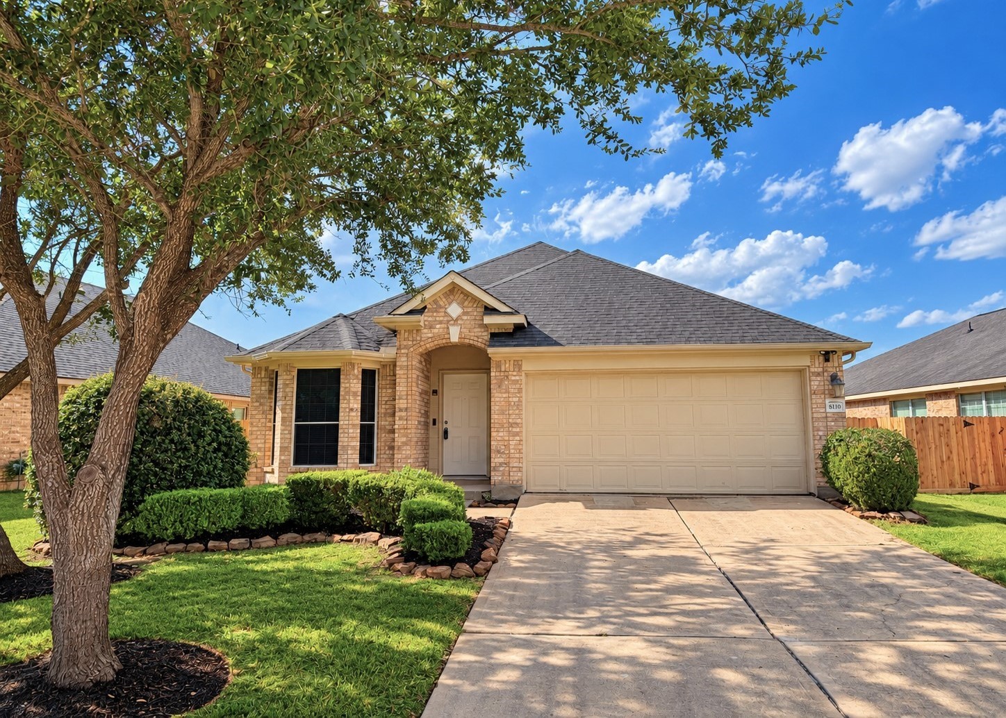 8110 Saragosa Blue Lane, Richmond, TX 77407