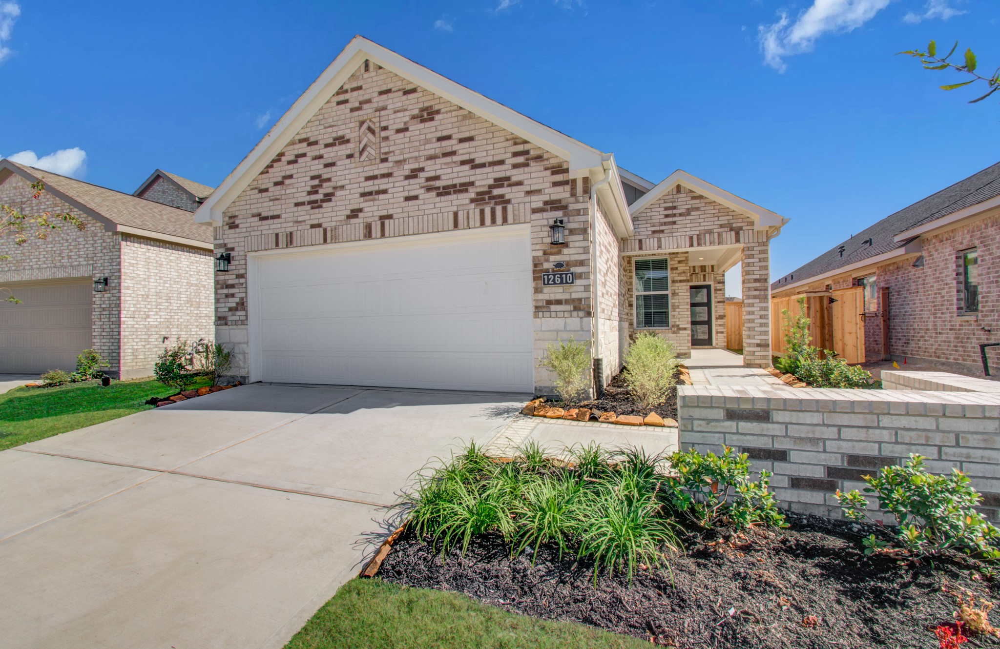 12610 Costal Bend Way, Cypress, TX 77433