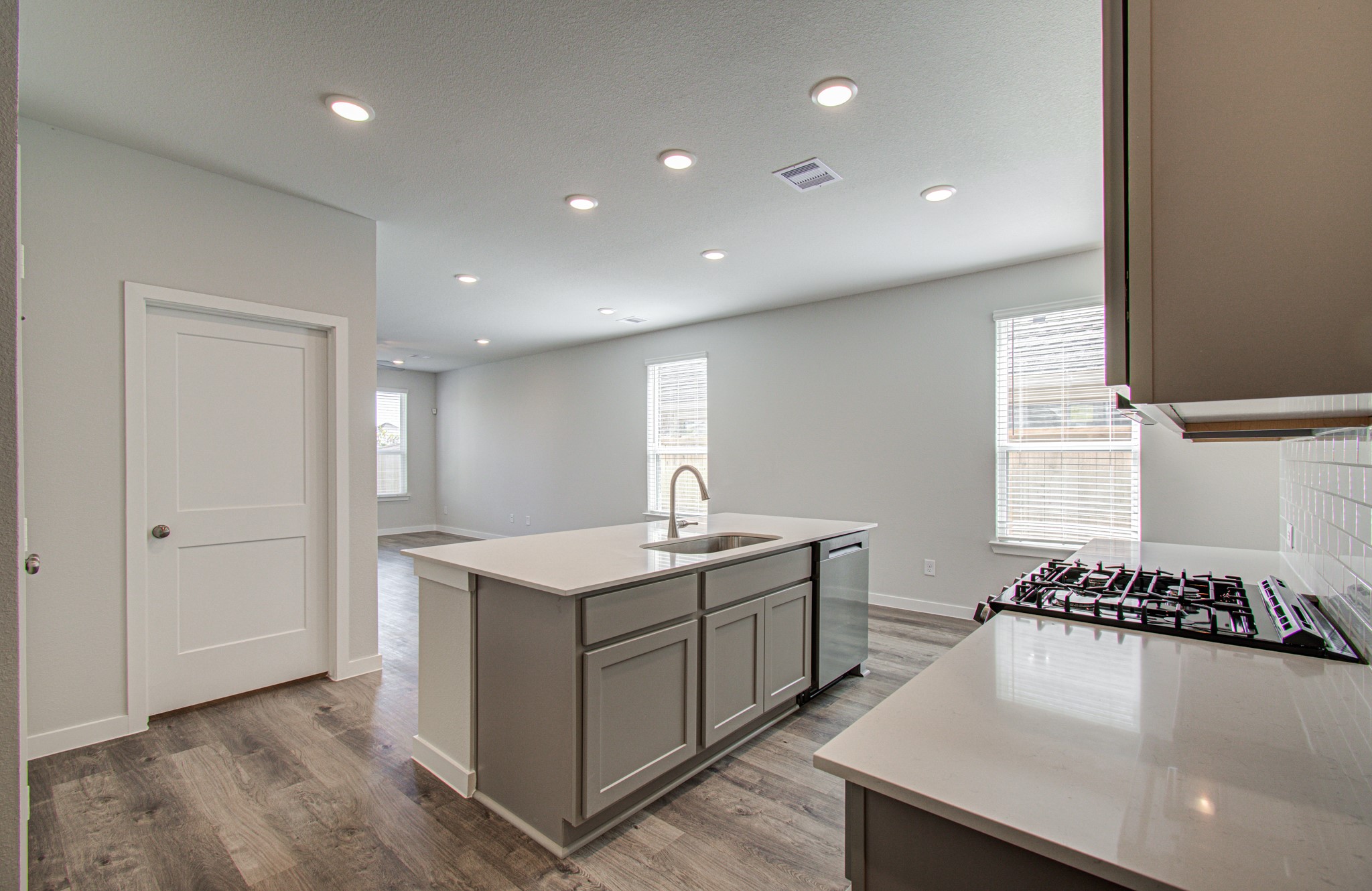 12610 Costal Bend Way, Cypress, TX 77433