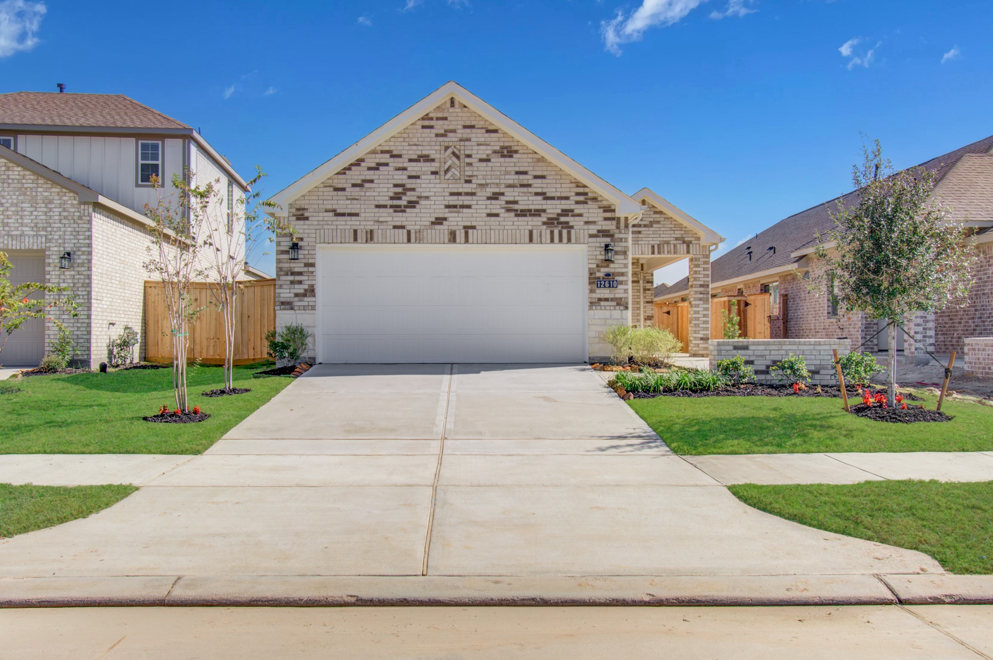 12610 Costal Bend Way, Cypress, TX 77433