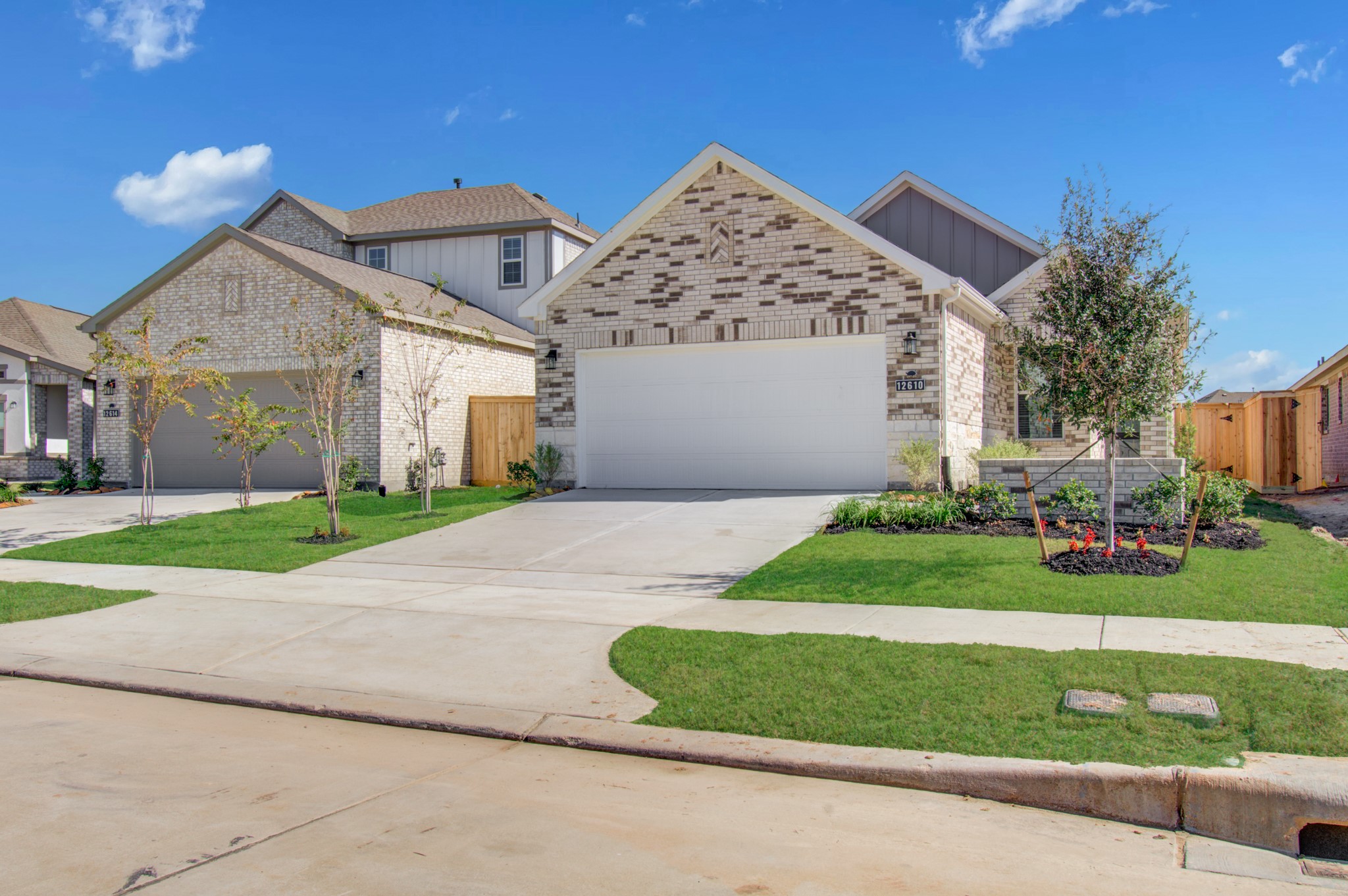 12610 Costal Bend Way, Cypress, TX 77433