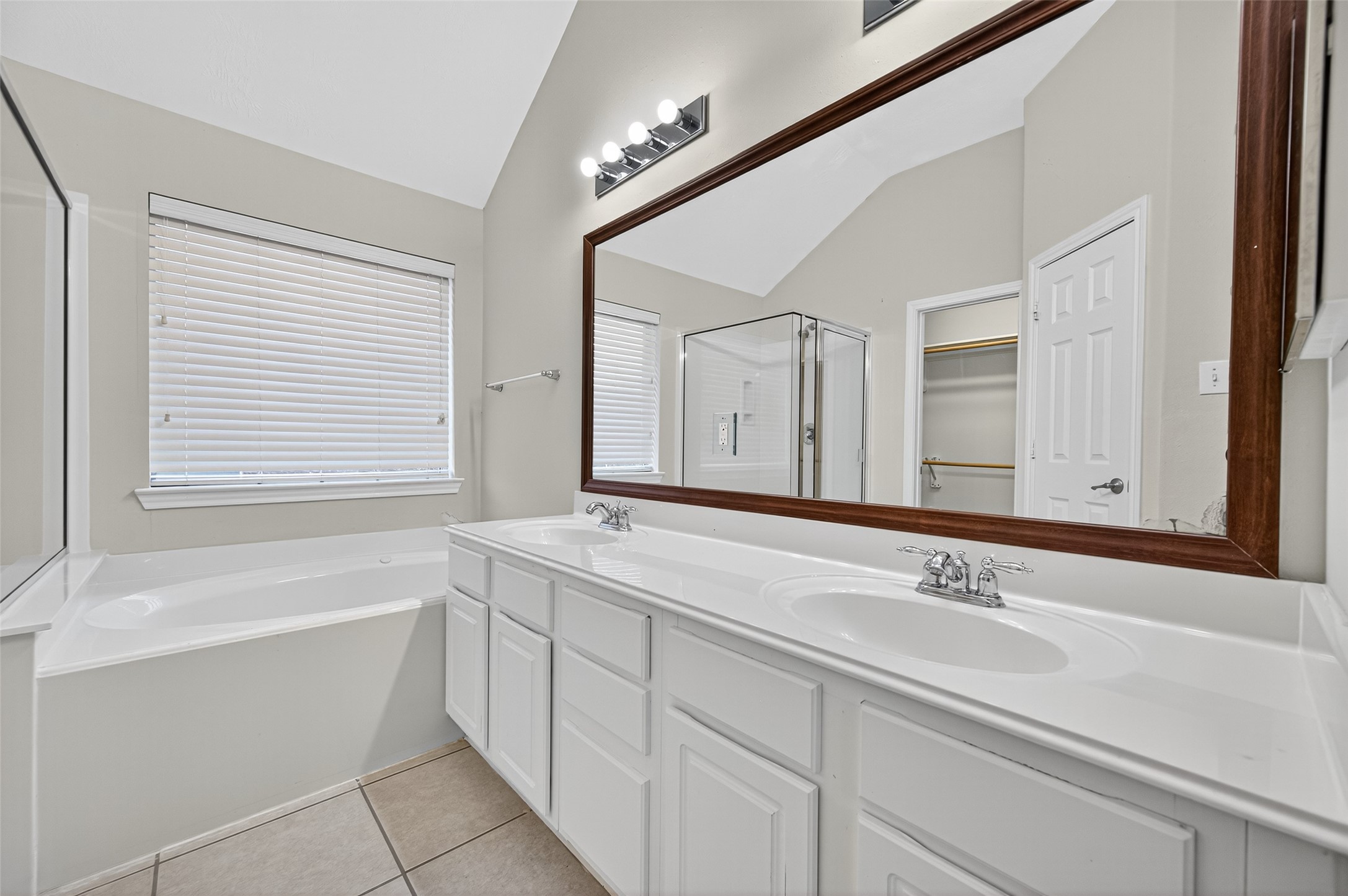 6927 Great Oaks Shadow Drive, Houston, TX 77083