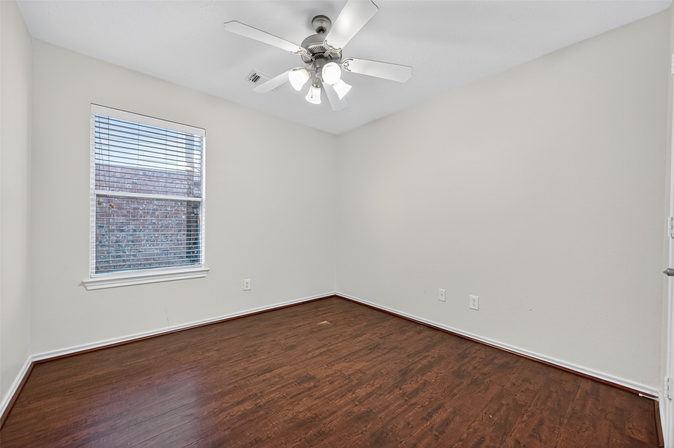 6927 Great Oaks Shadow Drive, Houston, TX 77083