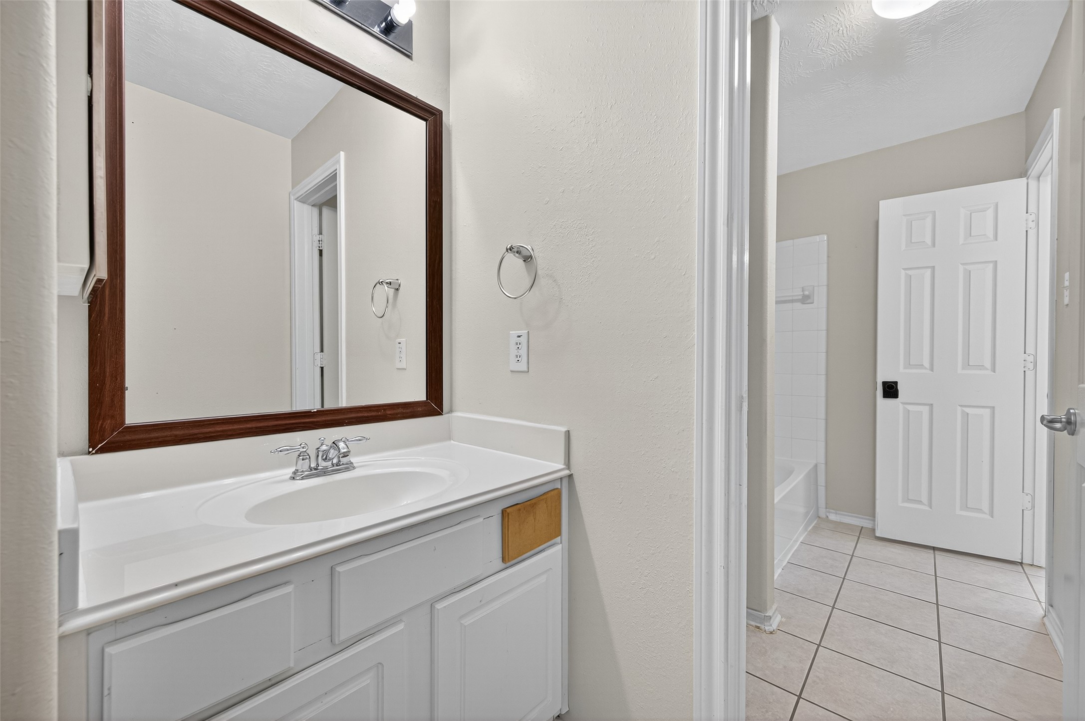 6927 Great Oaks Shadow Drive, Houston, TX 77083