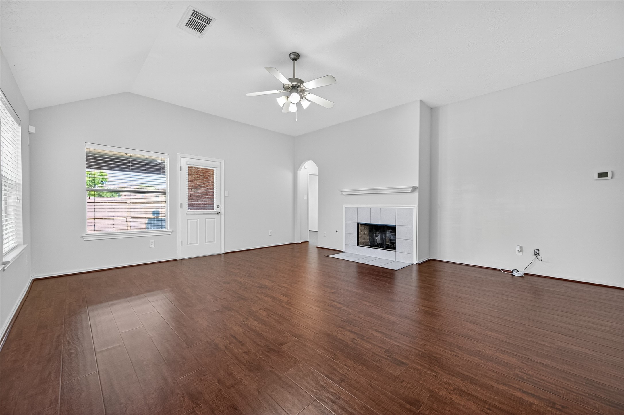 6927 Great Oaks Shadow Drive, Houston, TX 77083