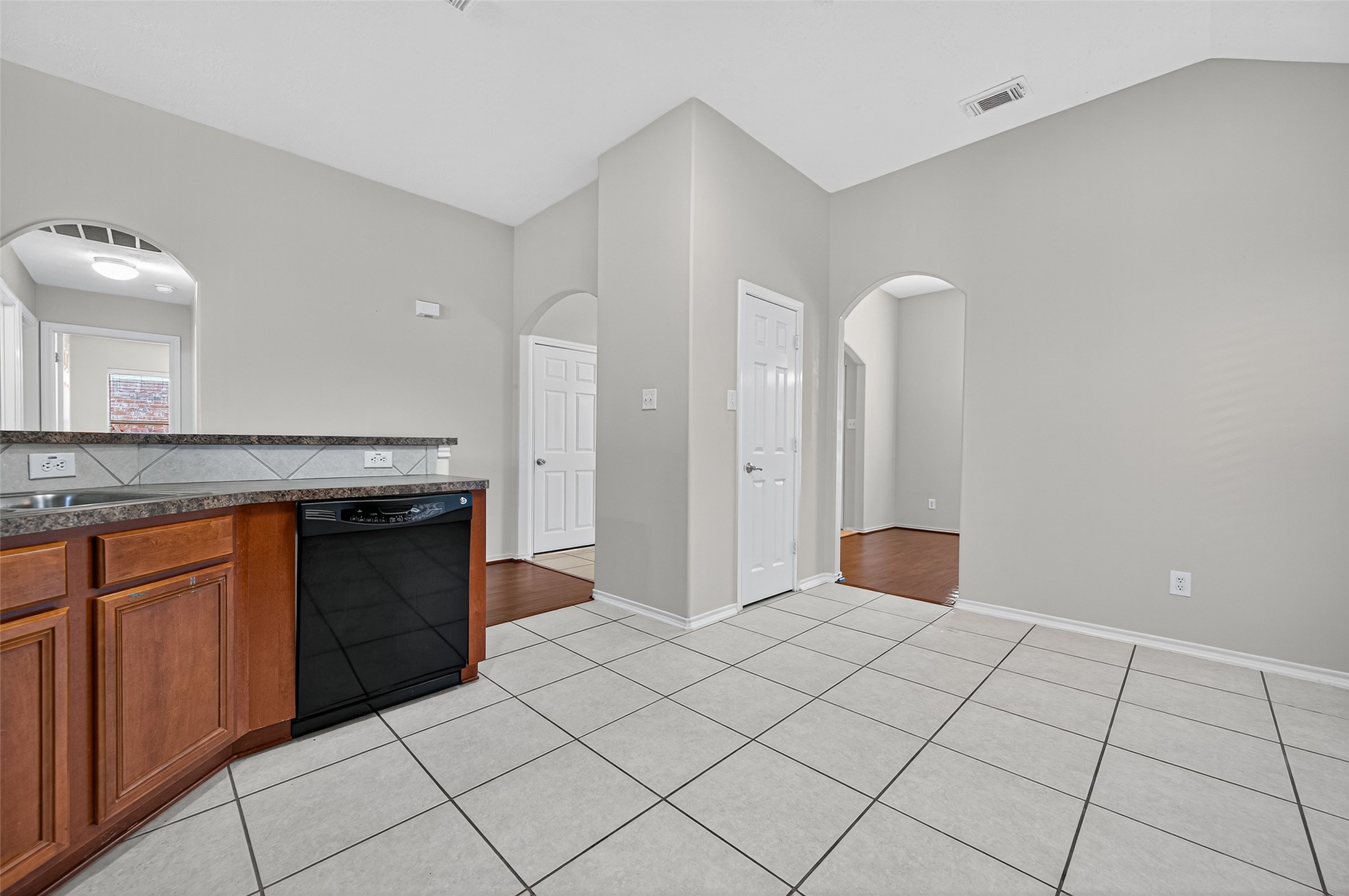 6927 Great Oaks Shadow Drive, Houston, TX 77083