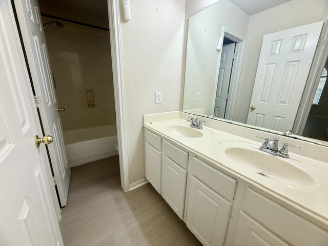 11126 Riverbank Ridge Lane, Pearland, TX 77089
