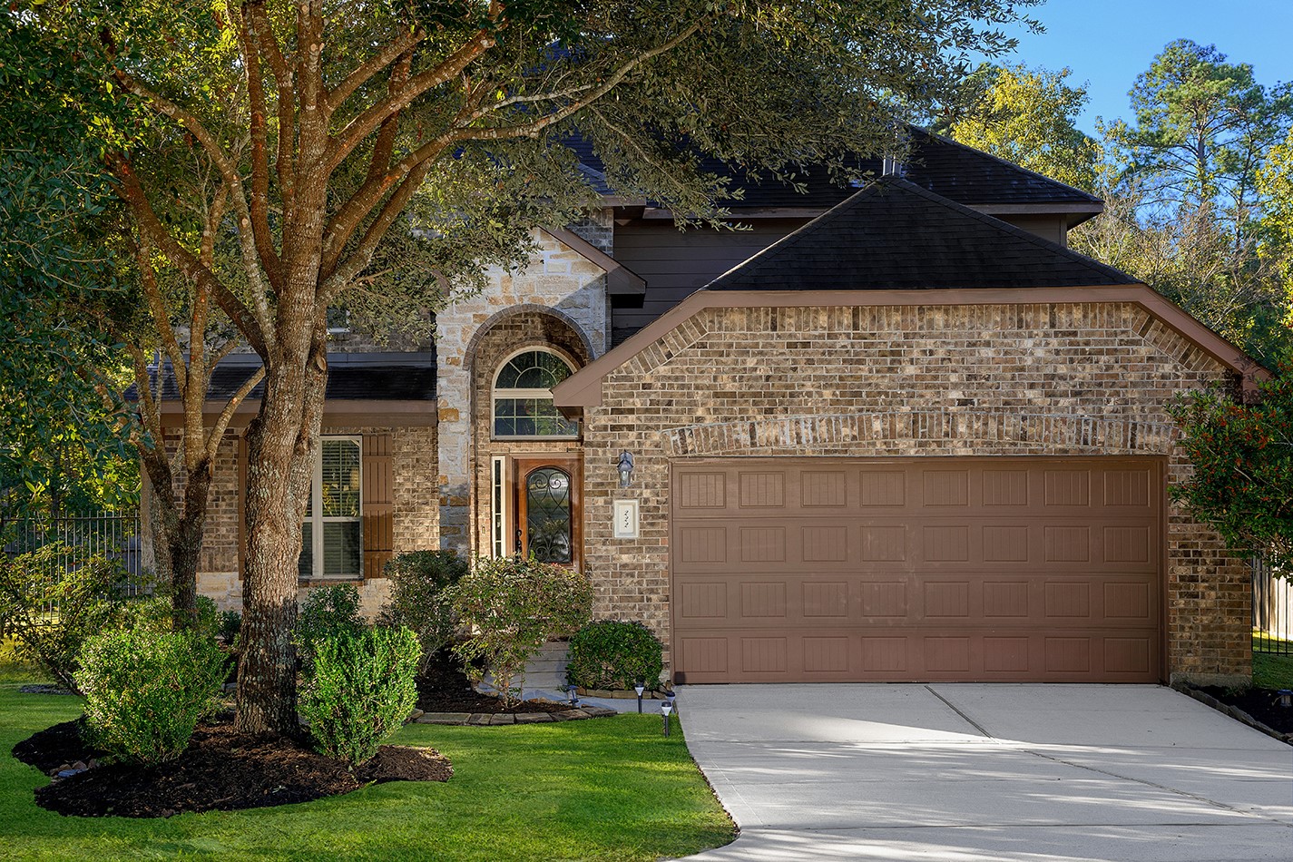 222 HAWKHURST, The Woodlands, TX 77354 222 HAWKHURST, The Woodlands, TX 77354