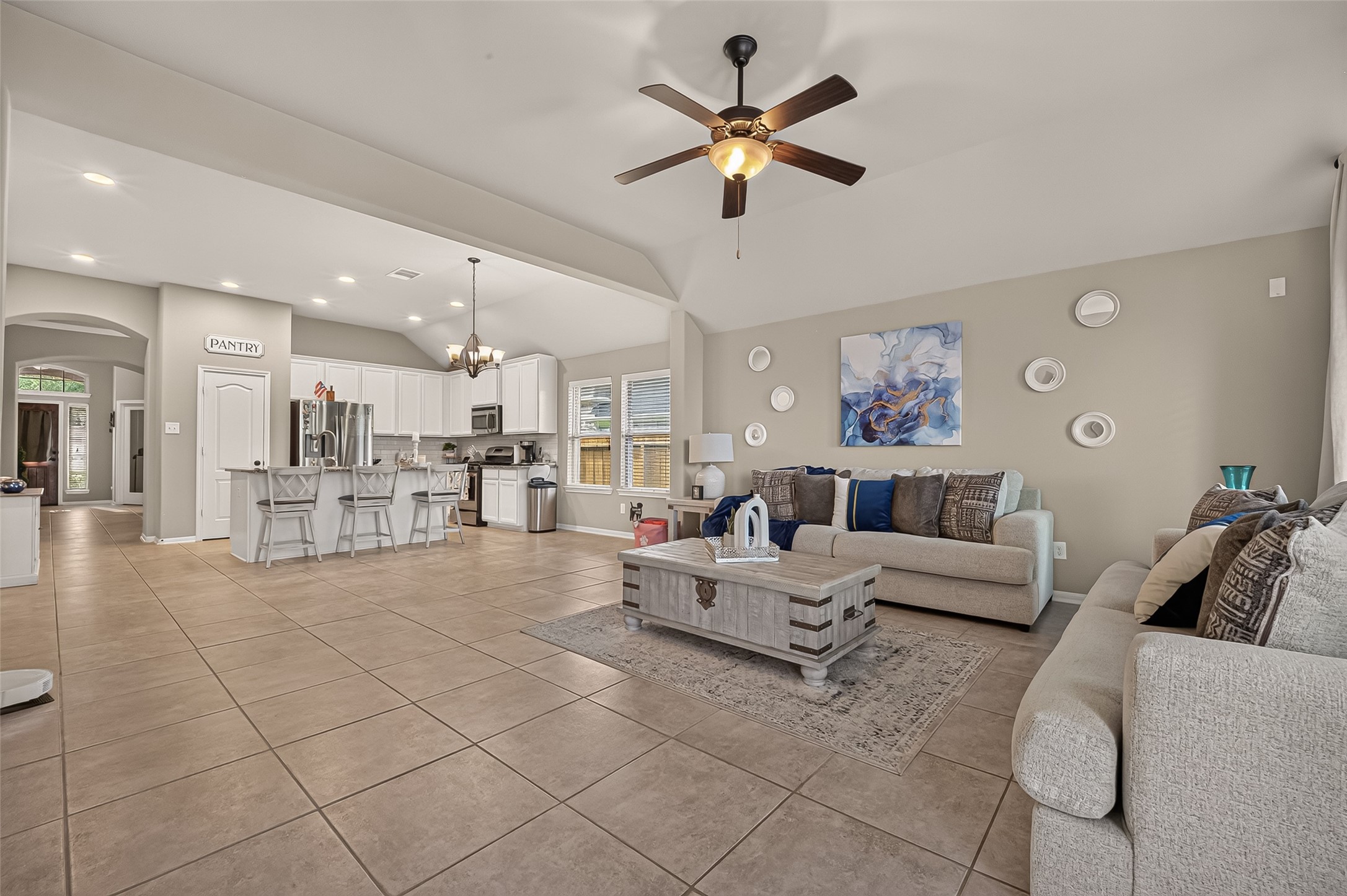 2115 Rolling Hills Drive, Pearland, TX 77581