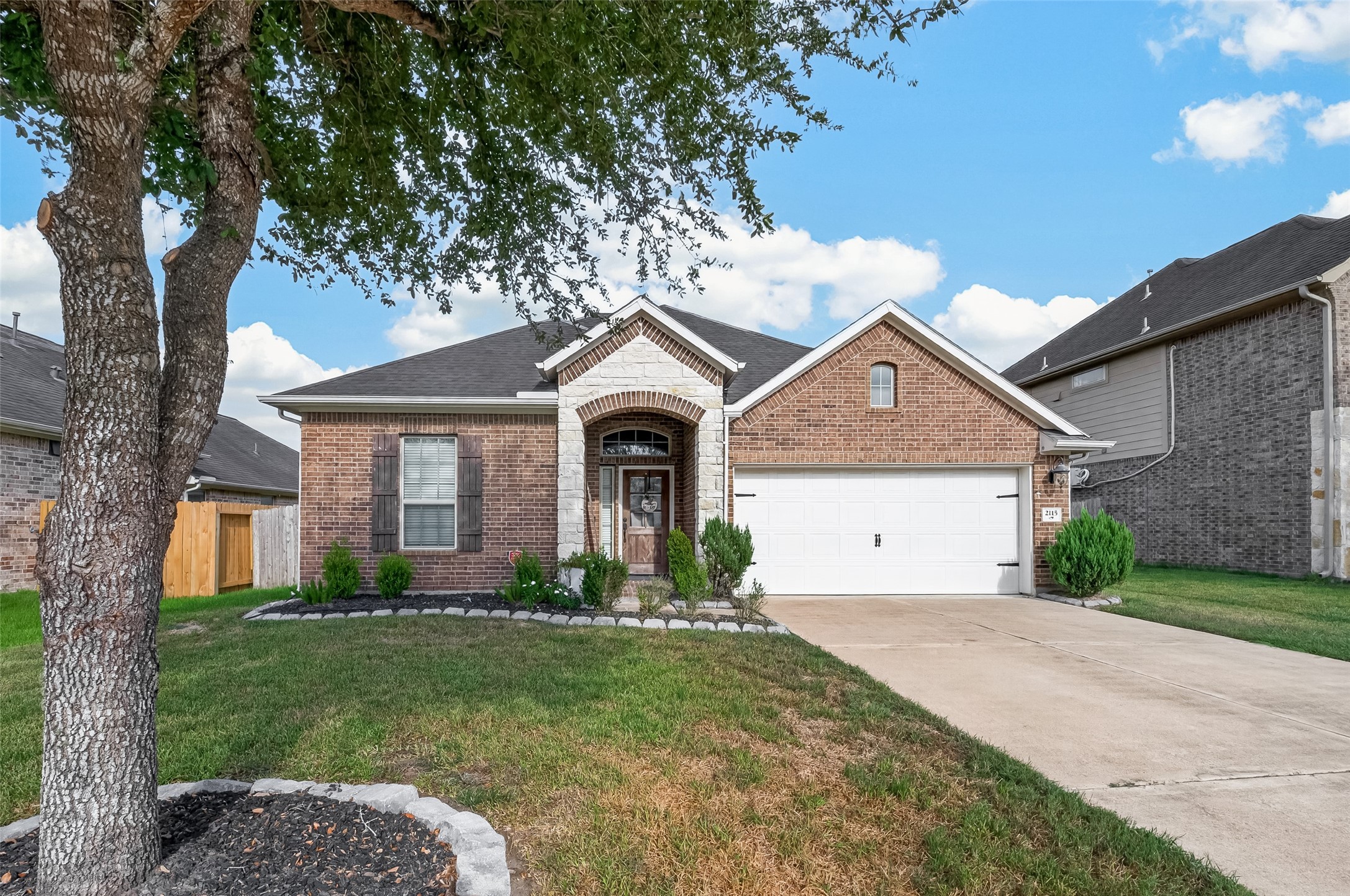 2115 Rolling Hills Drive, Pearland, TX 77581 2115 Rolling Hills Drive, Pearland, TX 77581