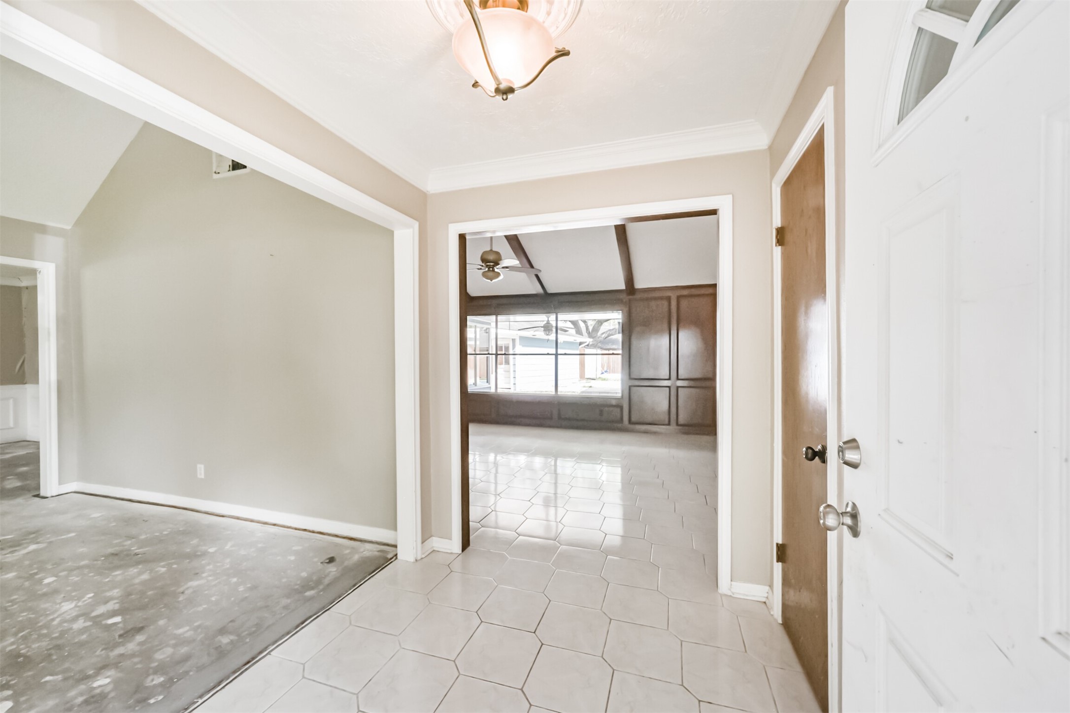 16511 Clearcrest Drive, Houston, TX 77059