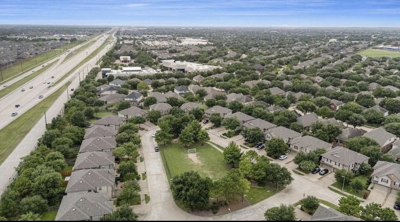24606 Folkstone Circle, Katy, TX 77494