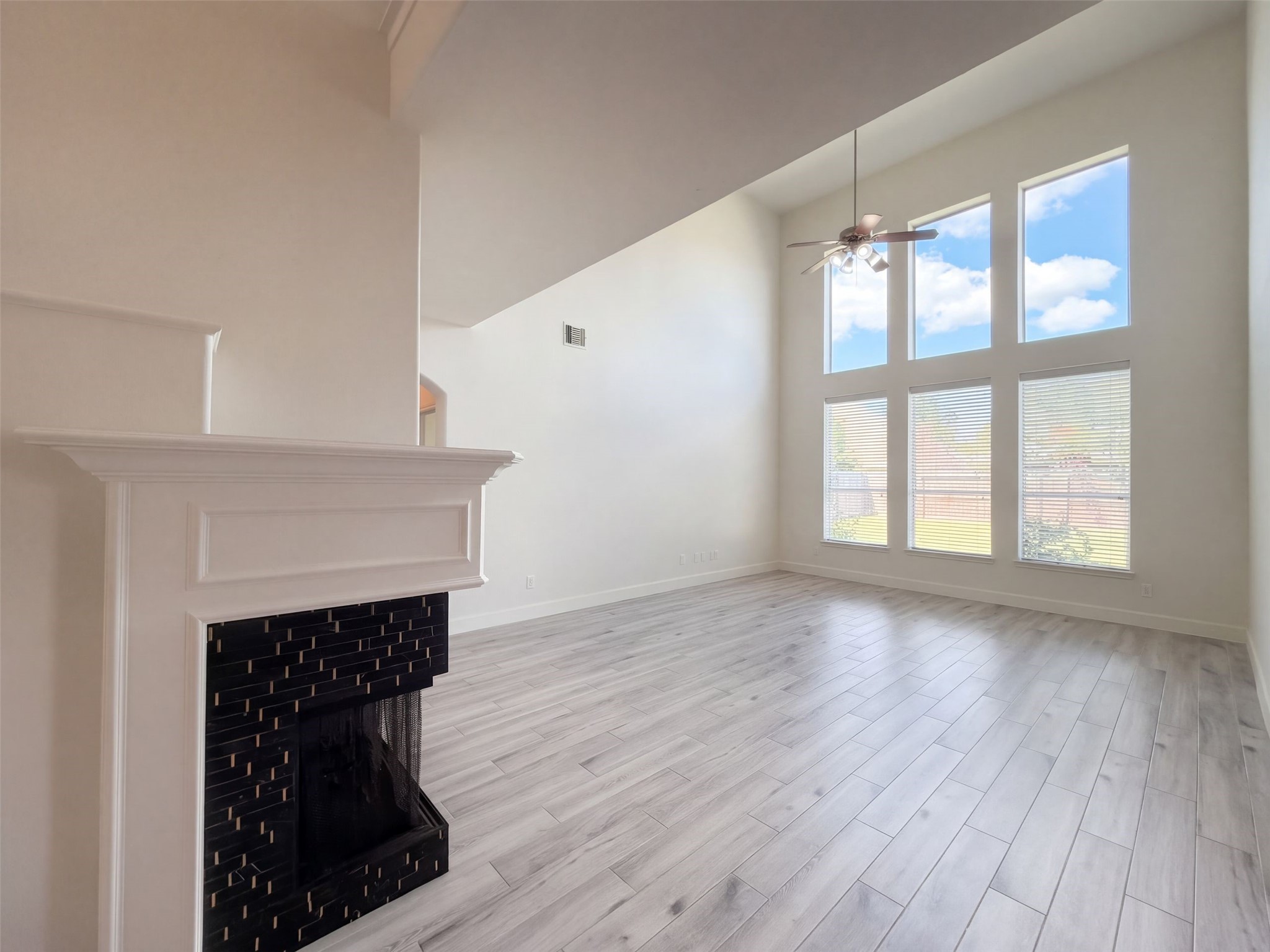 18006 Oakfield Glen Lane, Cypress, TX 77433