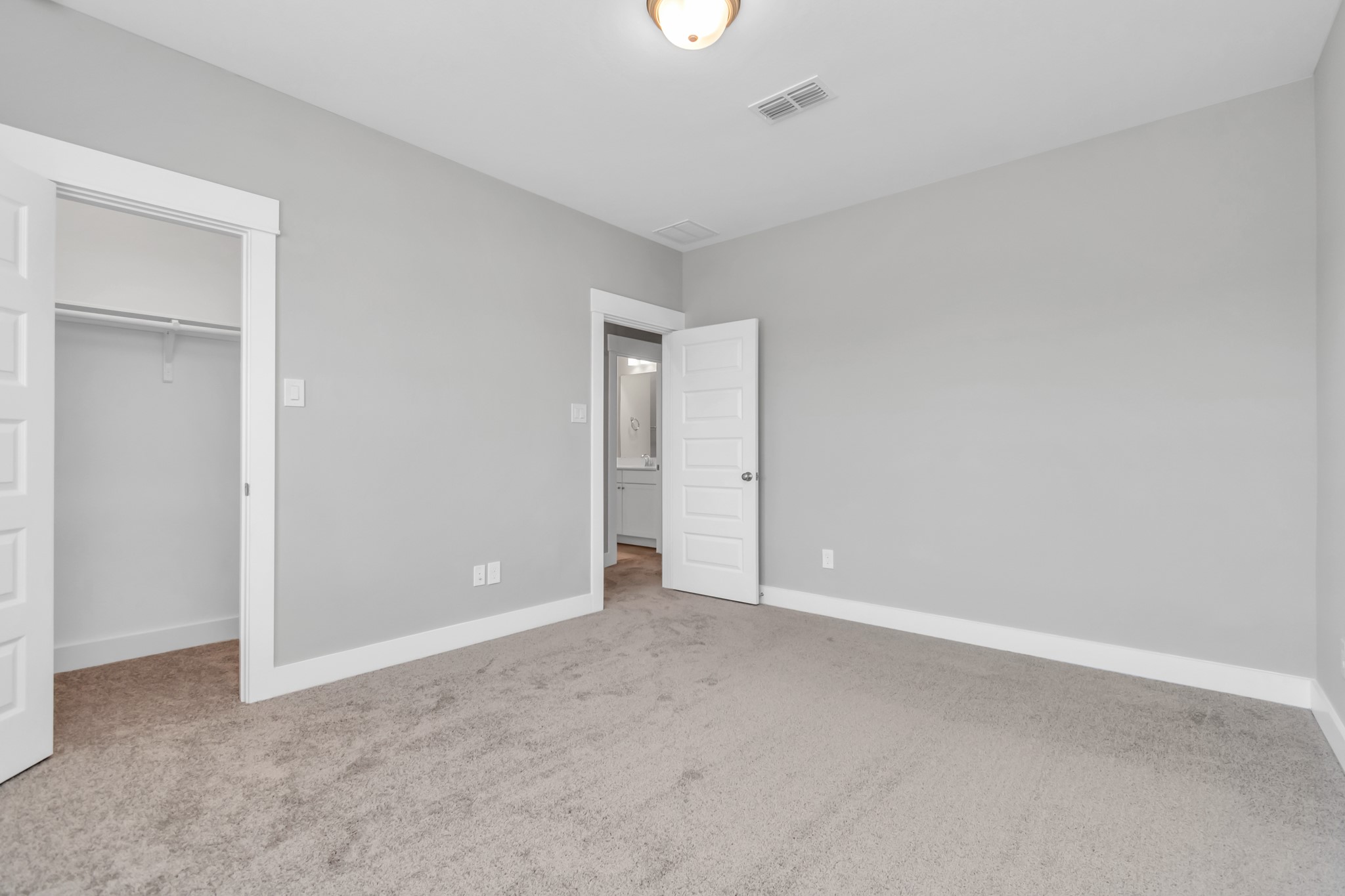 Spacious Closets.