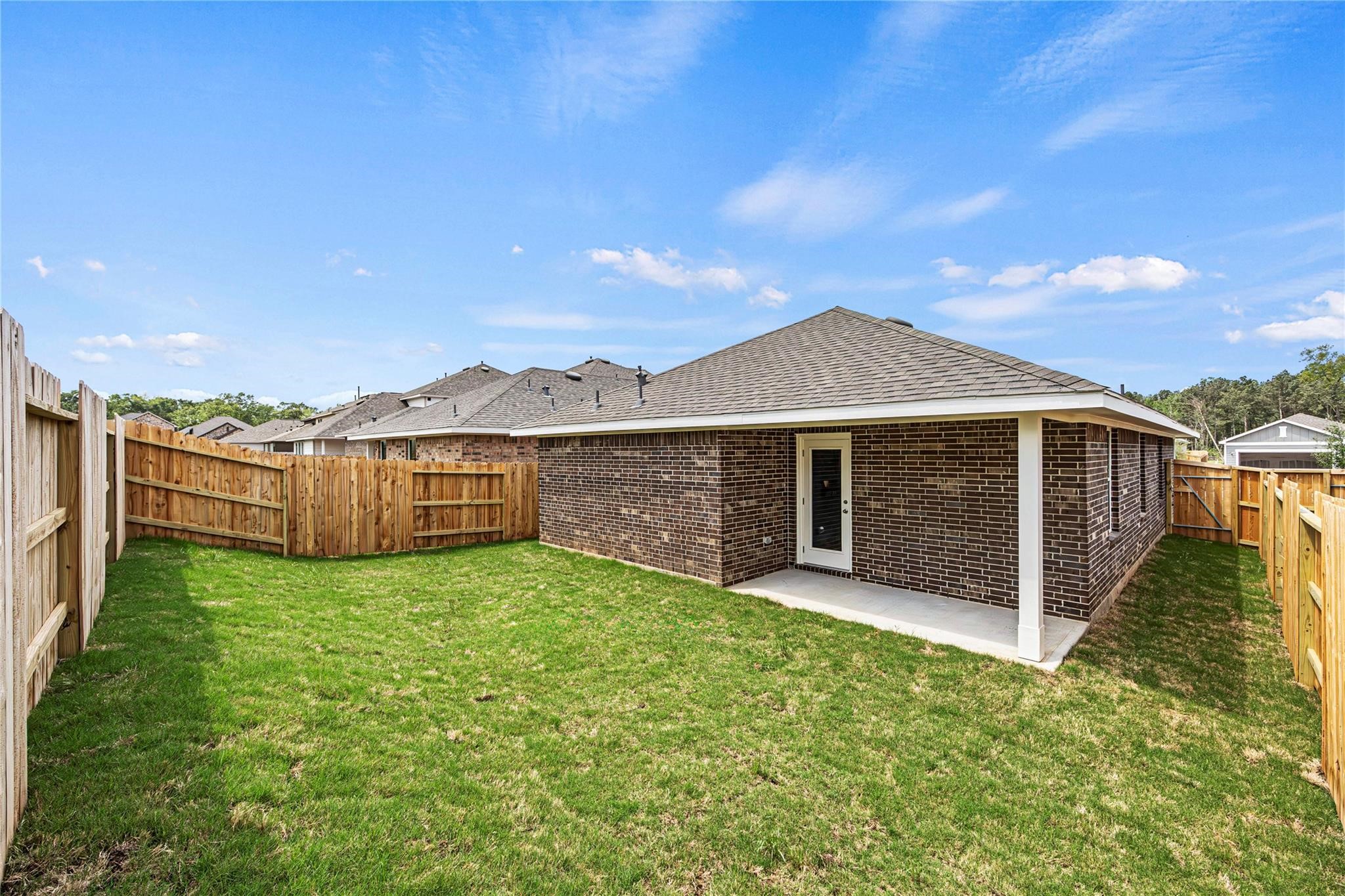 4402 W Bayou Maison Circle, Dickinson, TX 77539