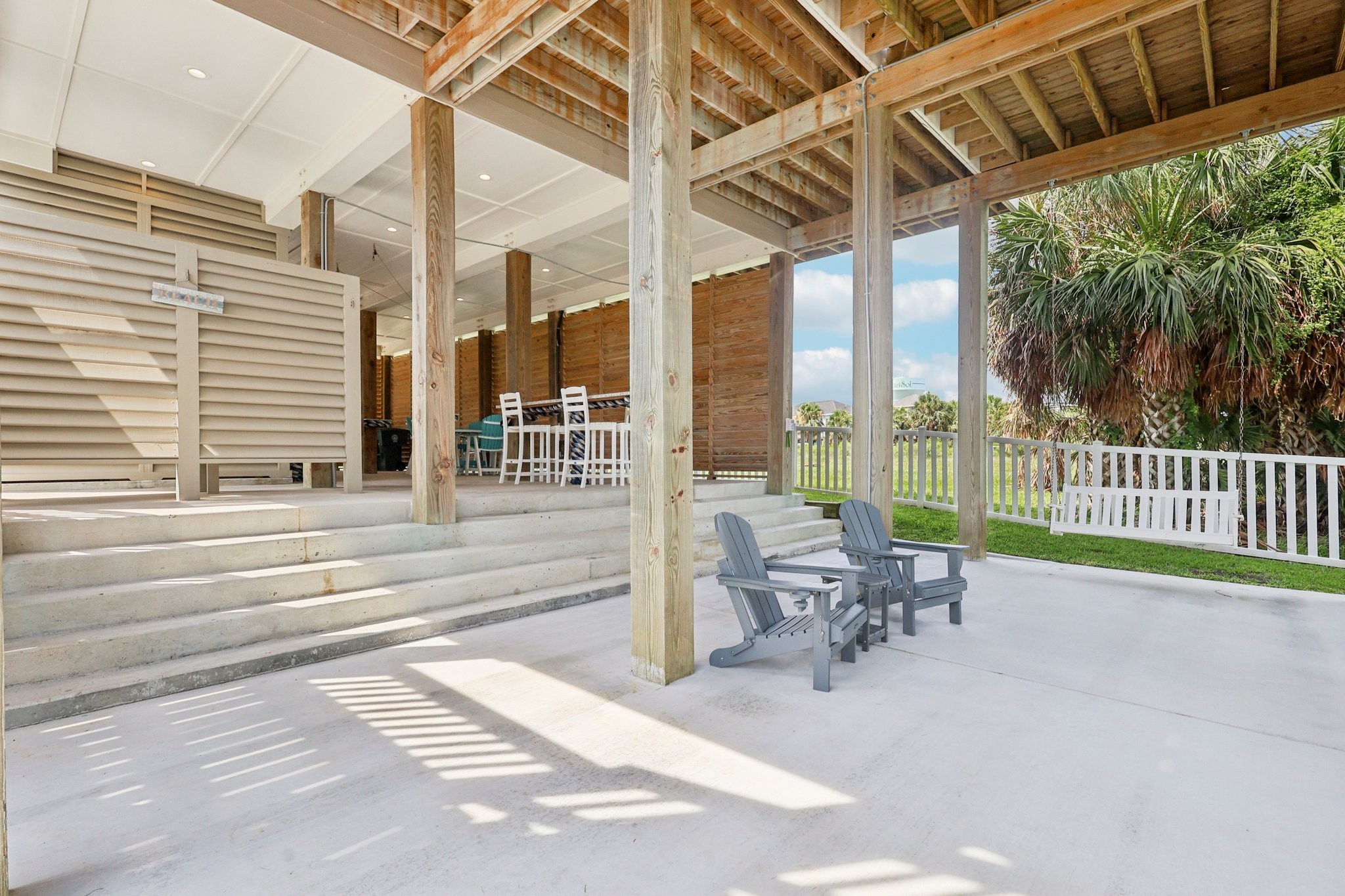 Concrete deck for low maintence