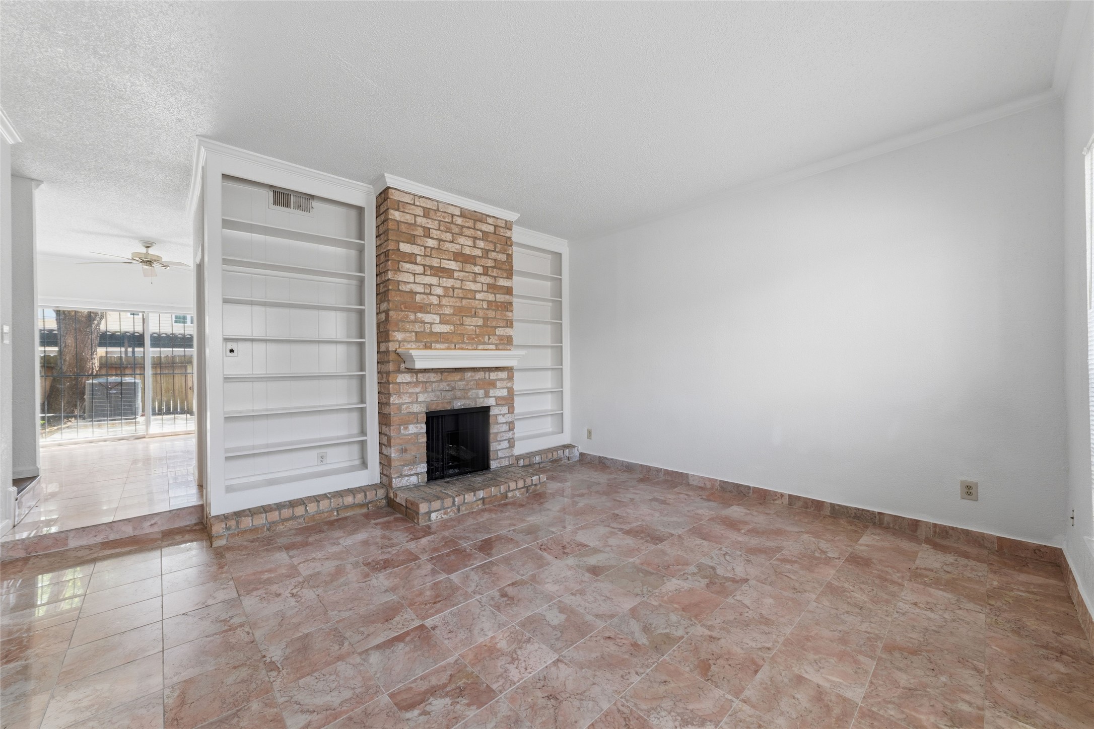 7700 Creekbend Drive, #70, Houston, TX 77071