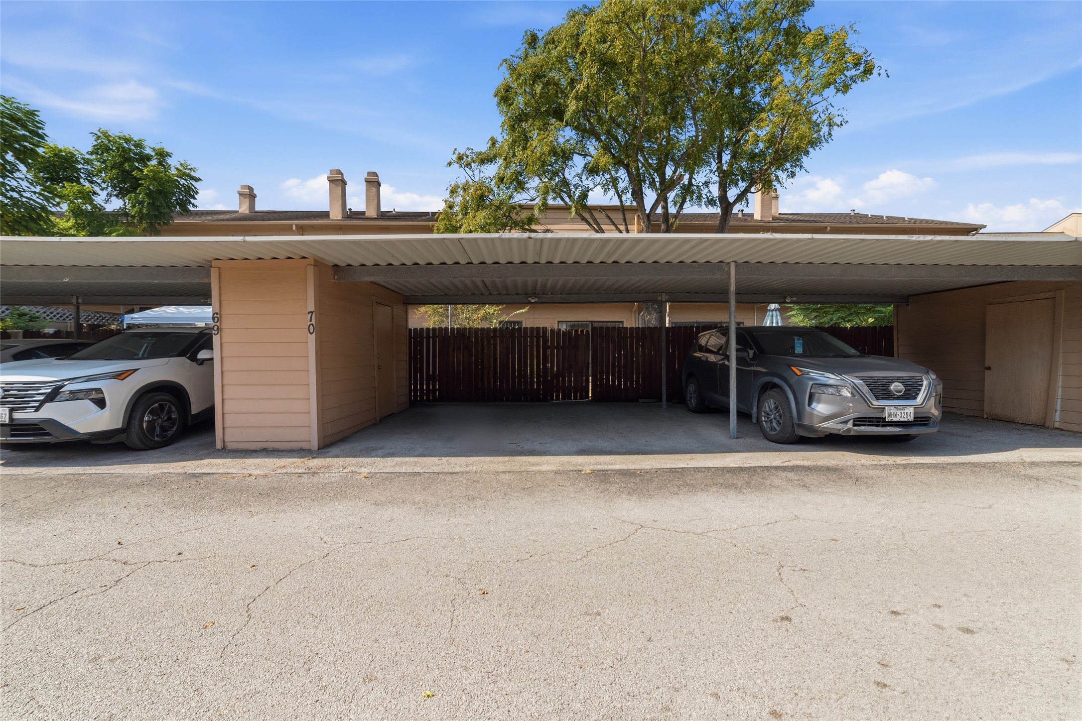 7700 Creekbend Drive, #70, Houston, TX 77071