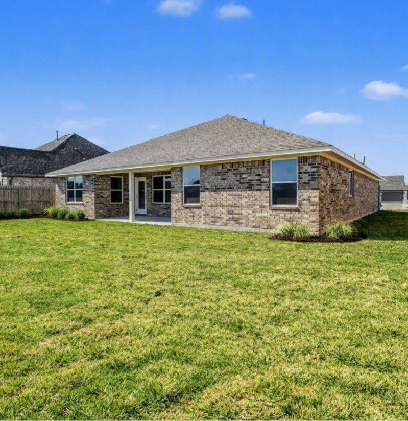 4206 Leslies Way, Dickinson, TX 77539