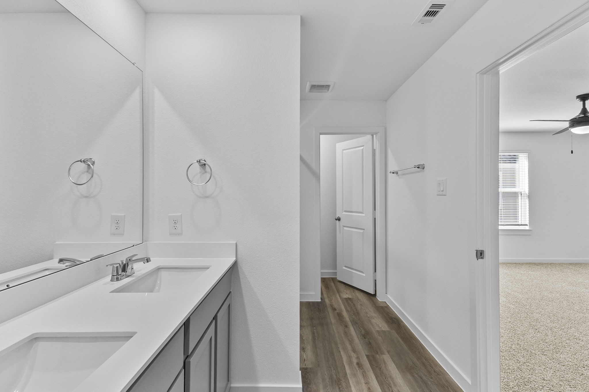 5813 Burt Street, Houston, TX 77091