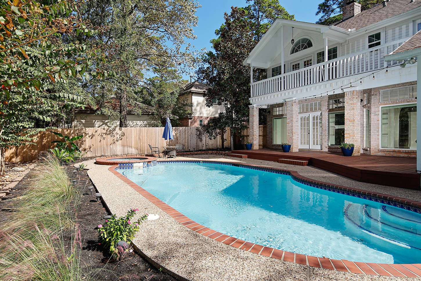 87 Rush Haven Drive, The Woodlands, TX 77381