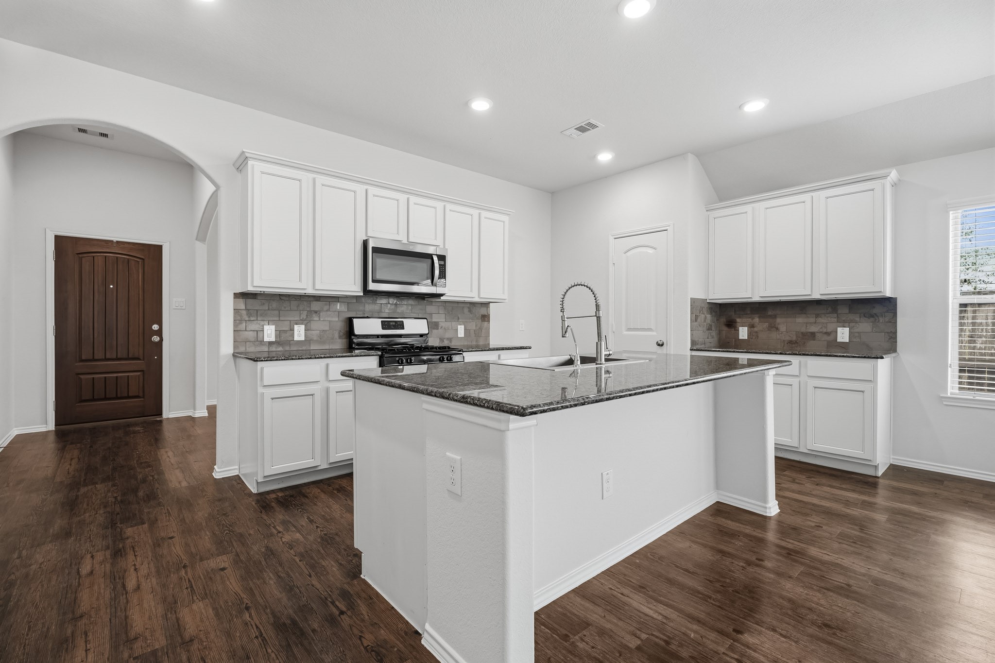 516 Fieldhaven Court, La Marque, TX 77568 516 Fieldhaven Court, La Marque, TX 77568