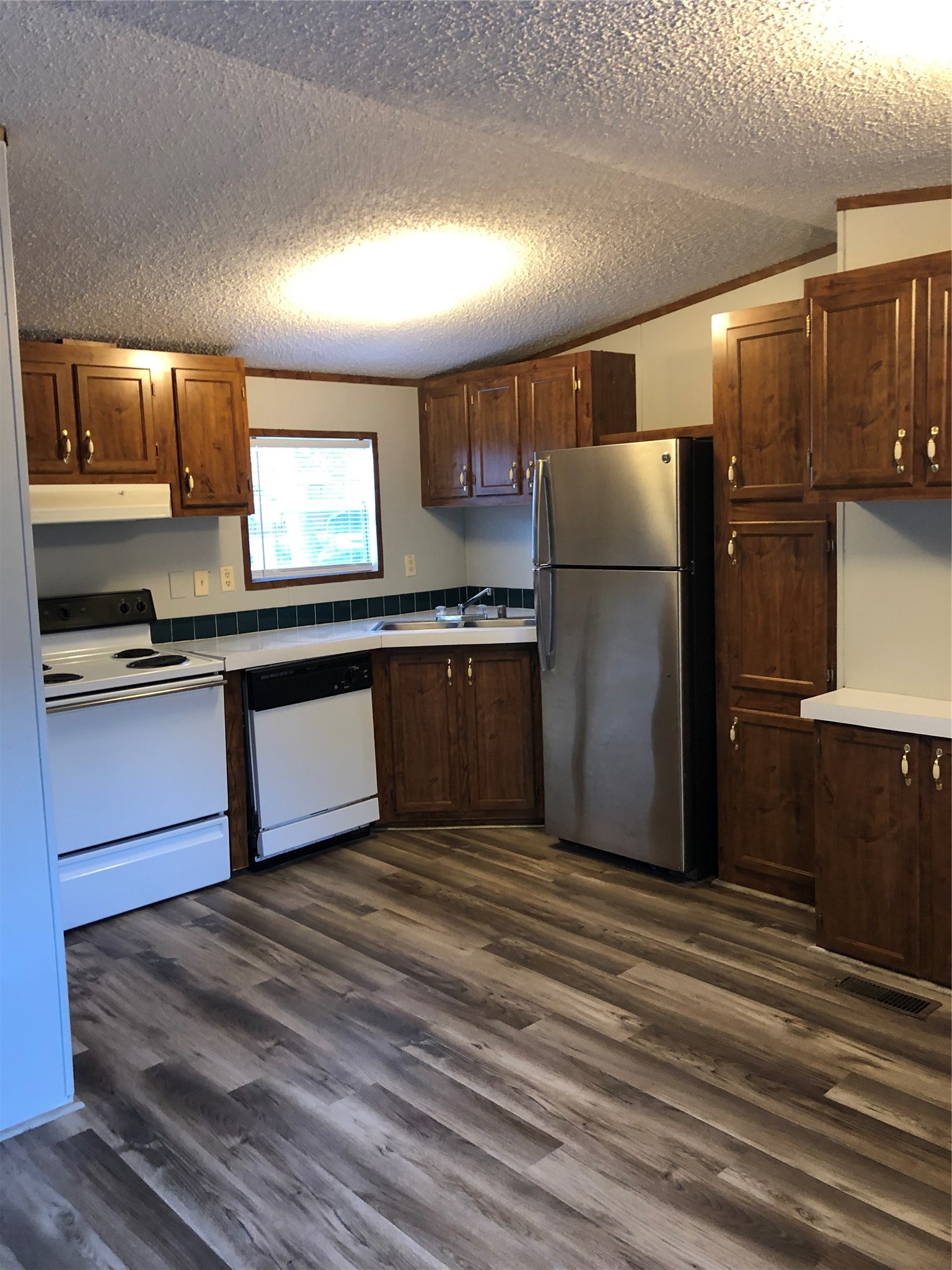 22755 Hudson, New Caney, TX 77357