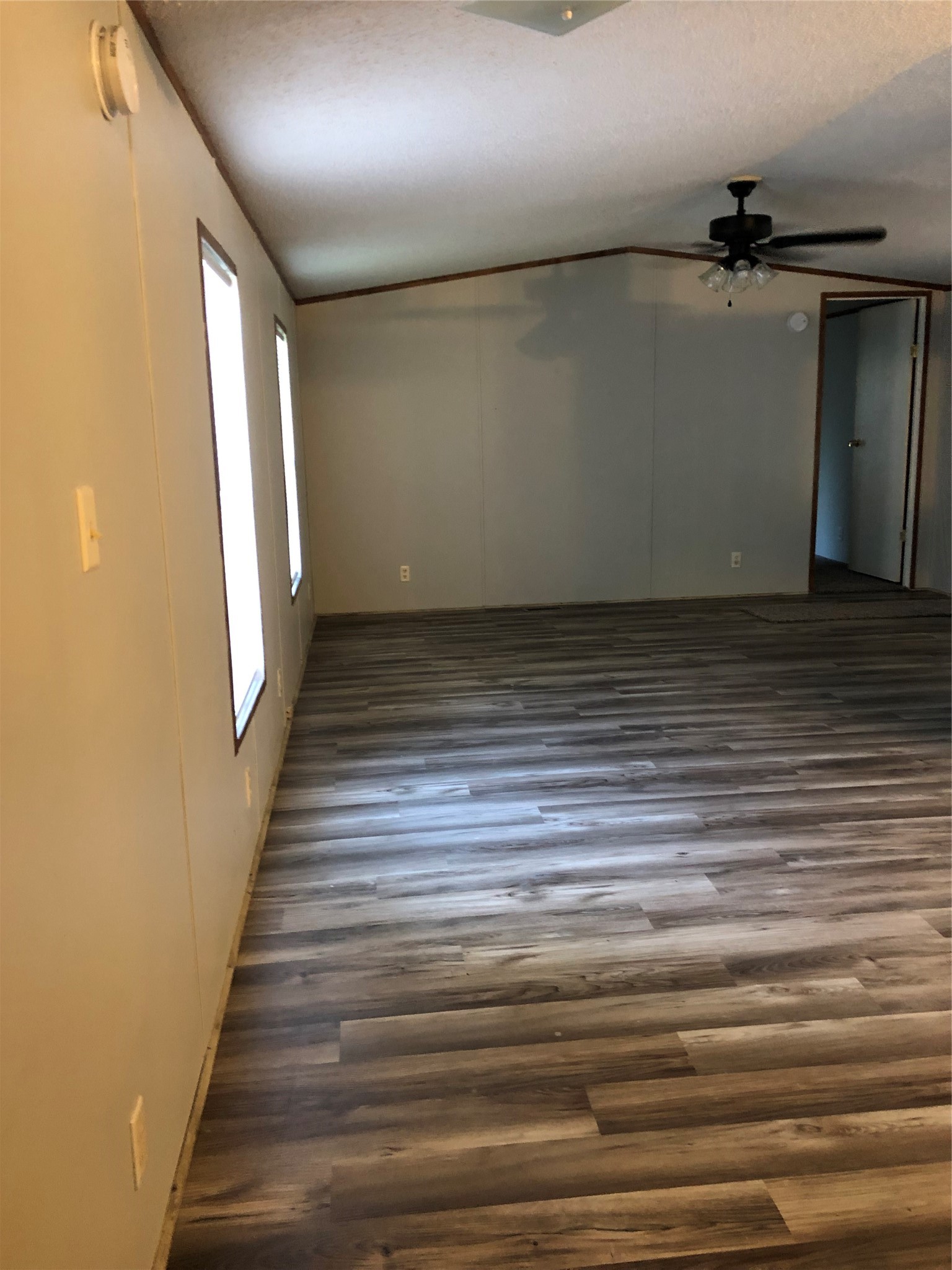 22755 Hudson, New Caney, TX 77357