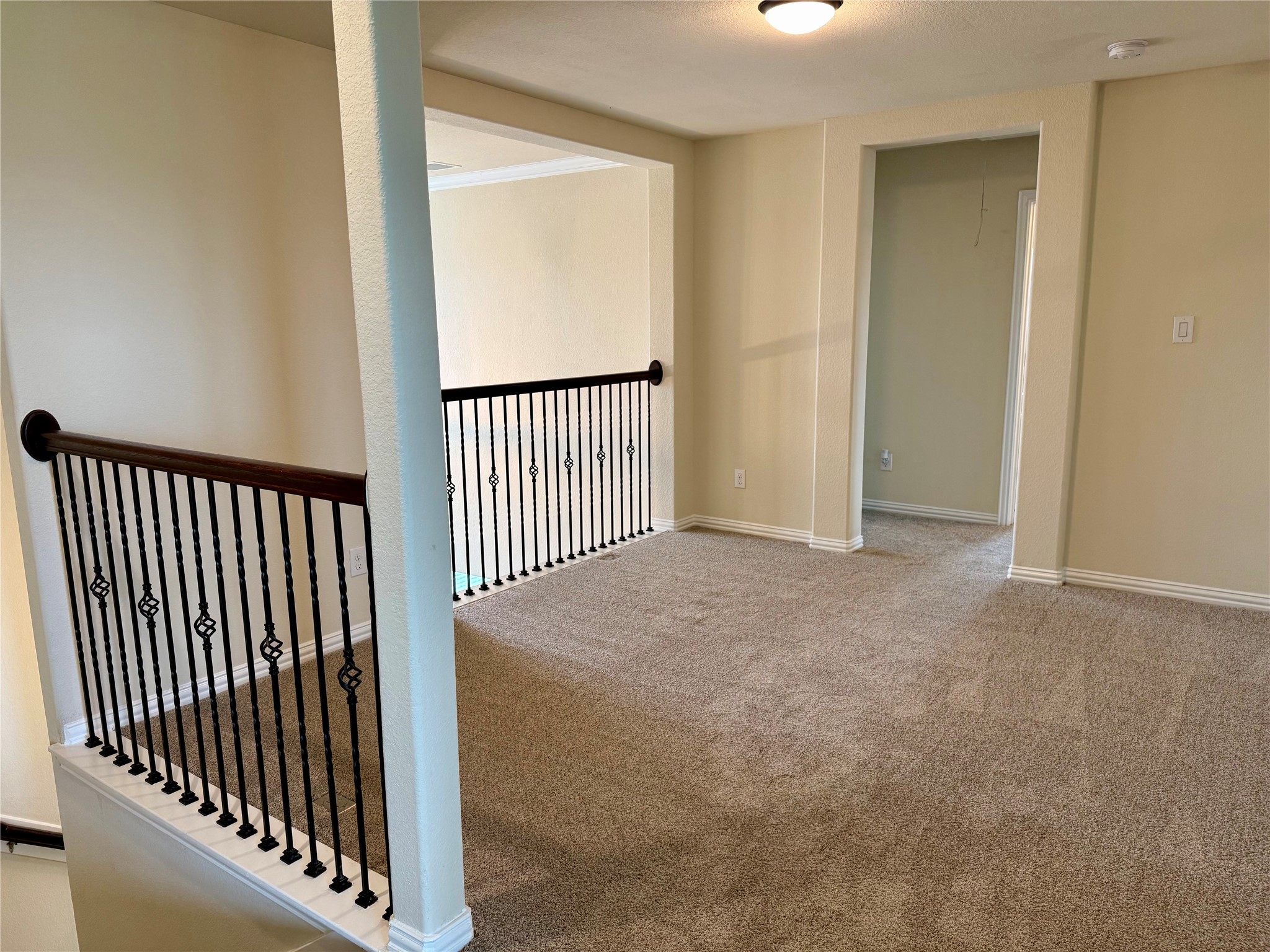 Landing/office area upstairs