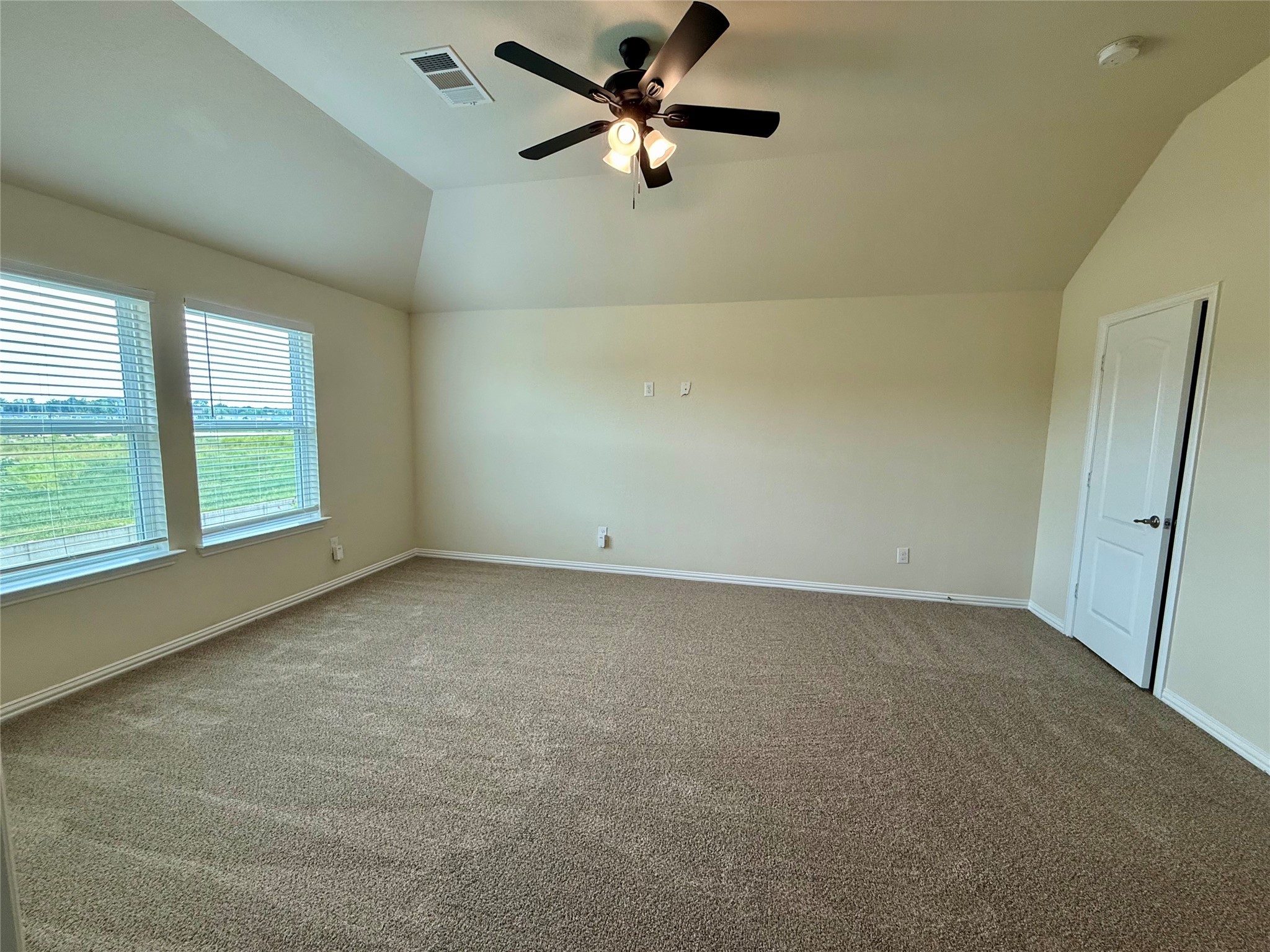 Gameroom upstairs