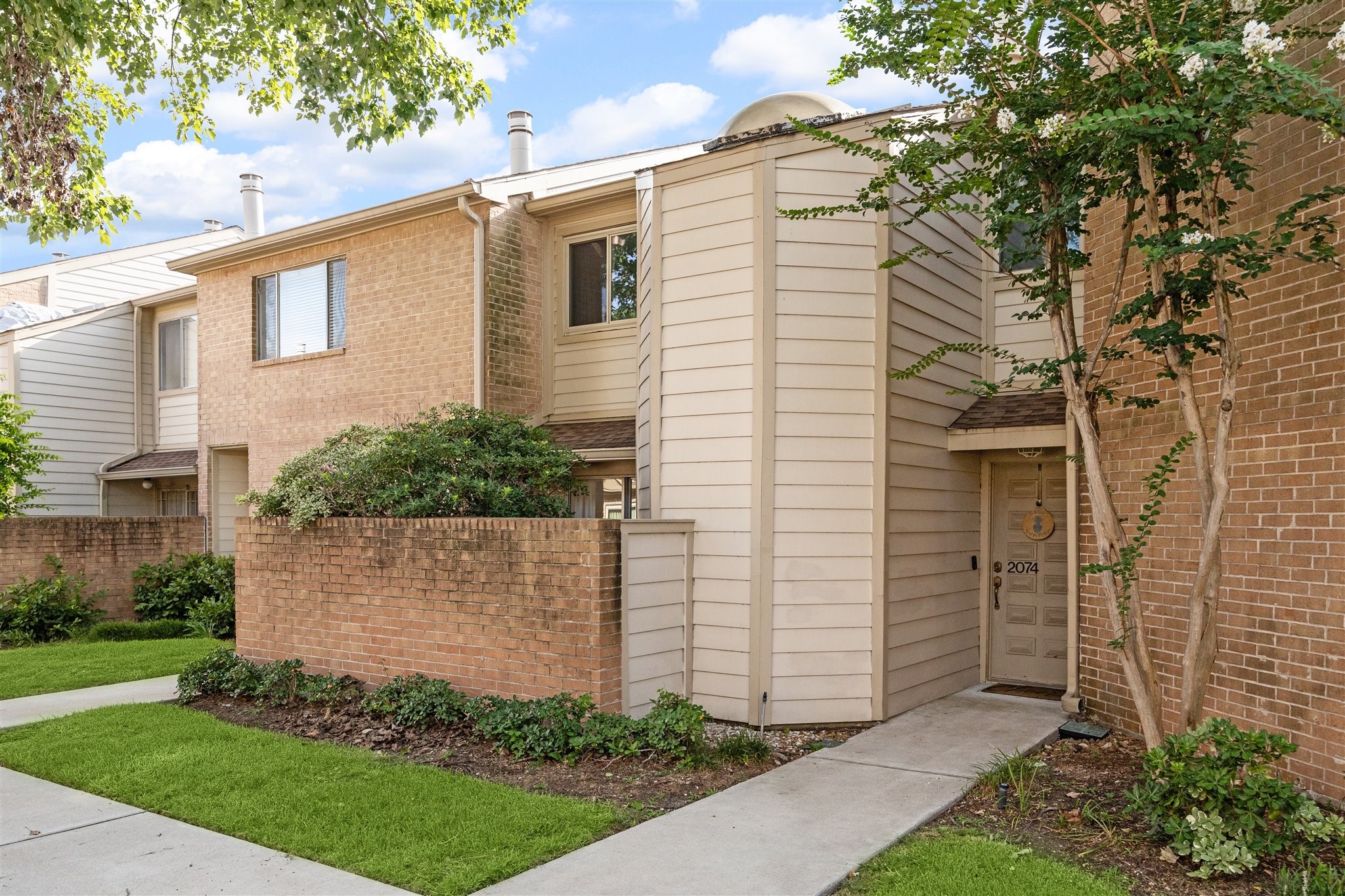 2074 Augusta Drive, #6/47, Houston, TX 77057 2074 Augusta Drive, #6/47, Houston, TX 77057