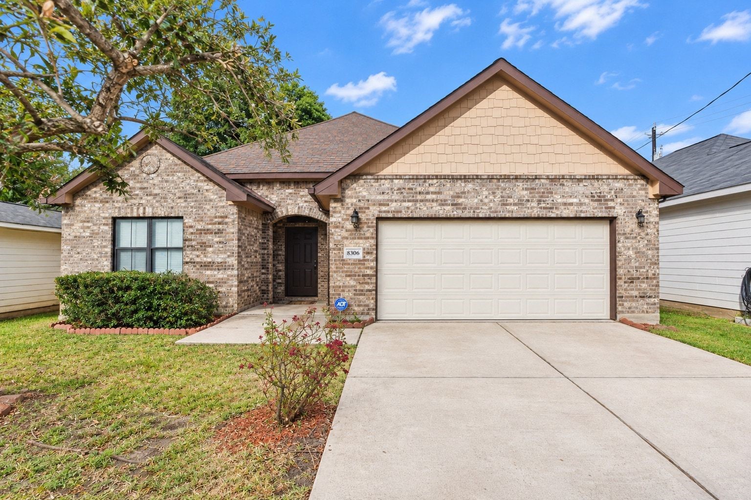 8306 Brandon Street, Houston, TX 77051