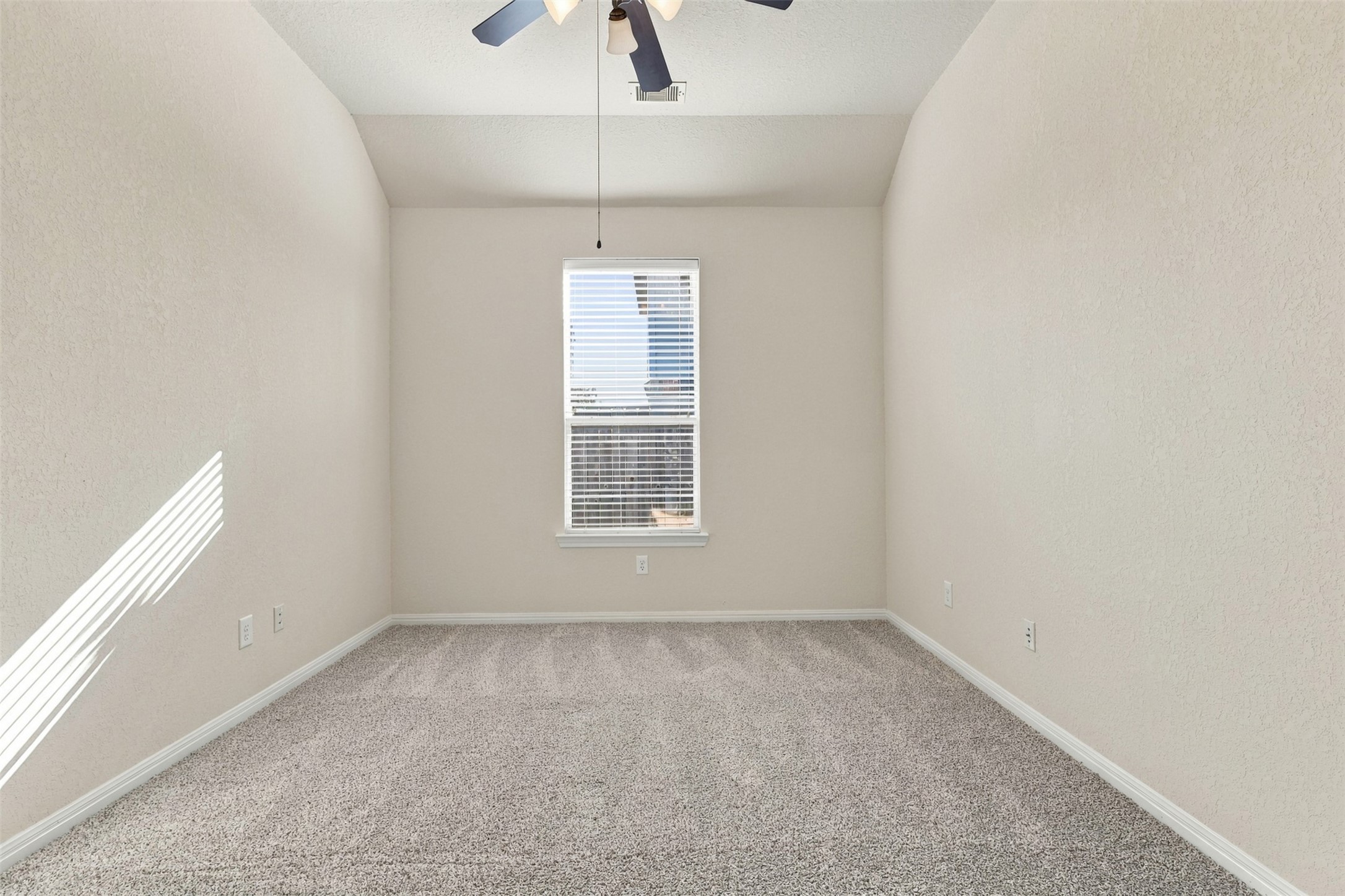 Bright and spacious flex room off the primary bedroom perfect for office, gym, sitting room, nursery, etc.