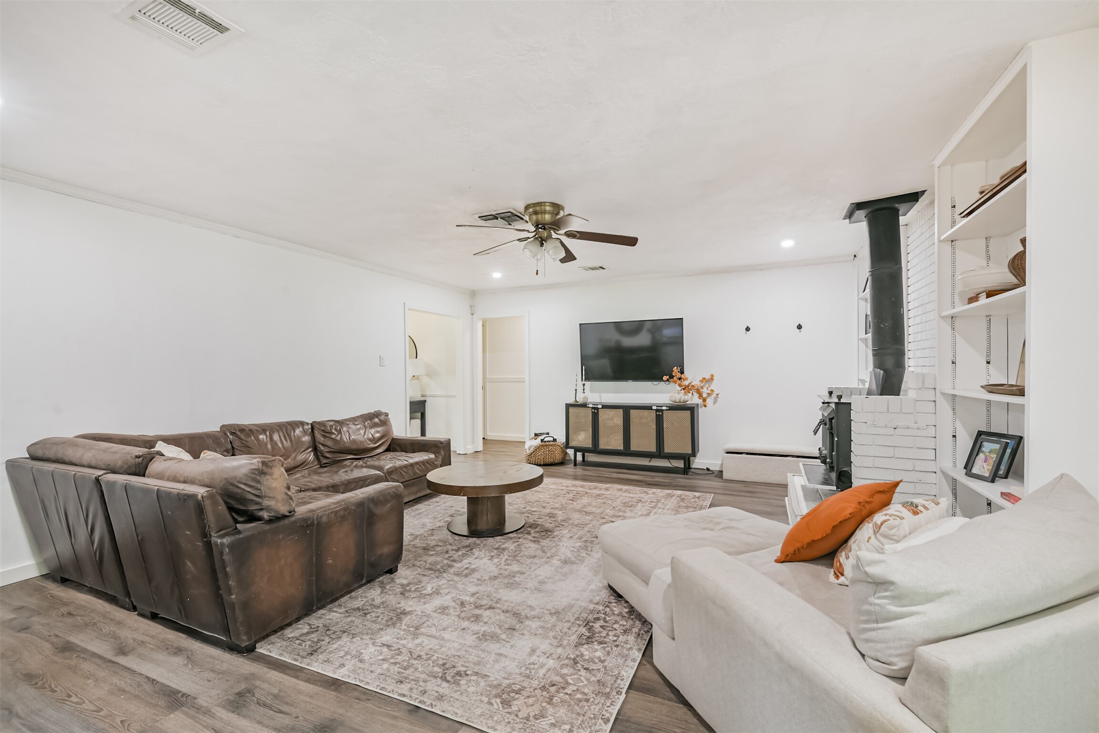 15256 Conroe Drive, Conroe, TX 77384