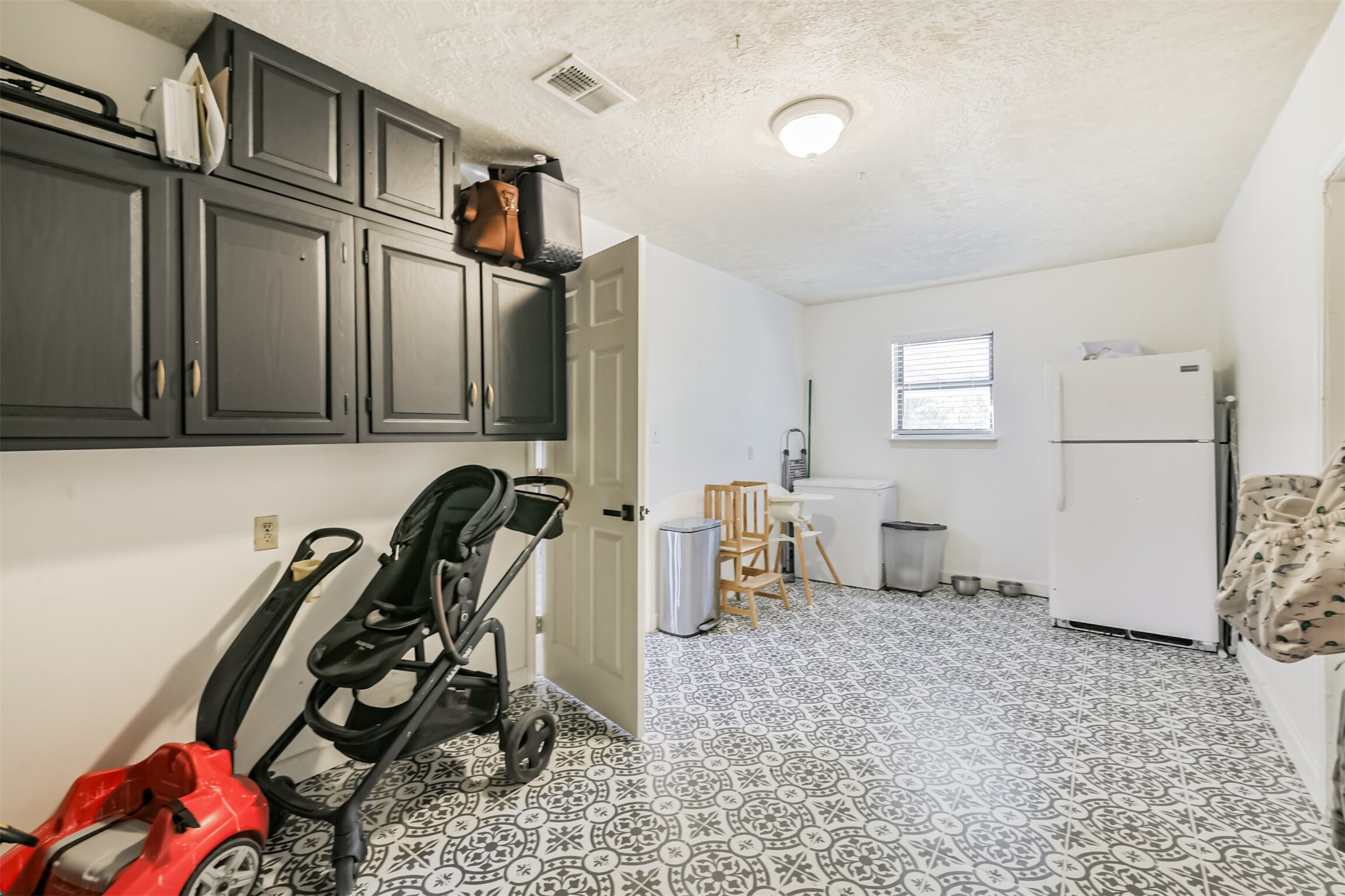 15256 Conroe Drive, Conroe, TX 77384